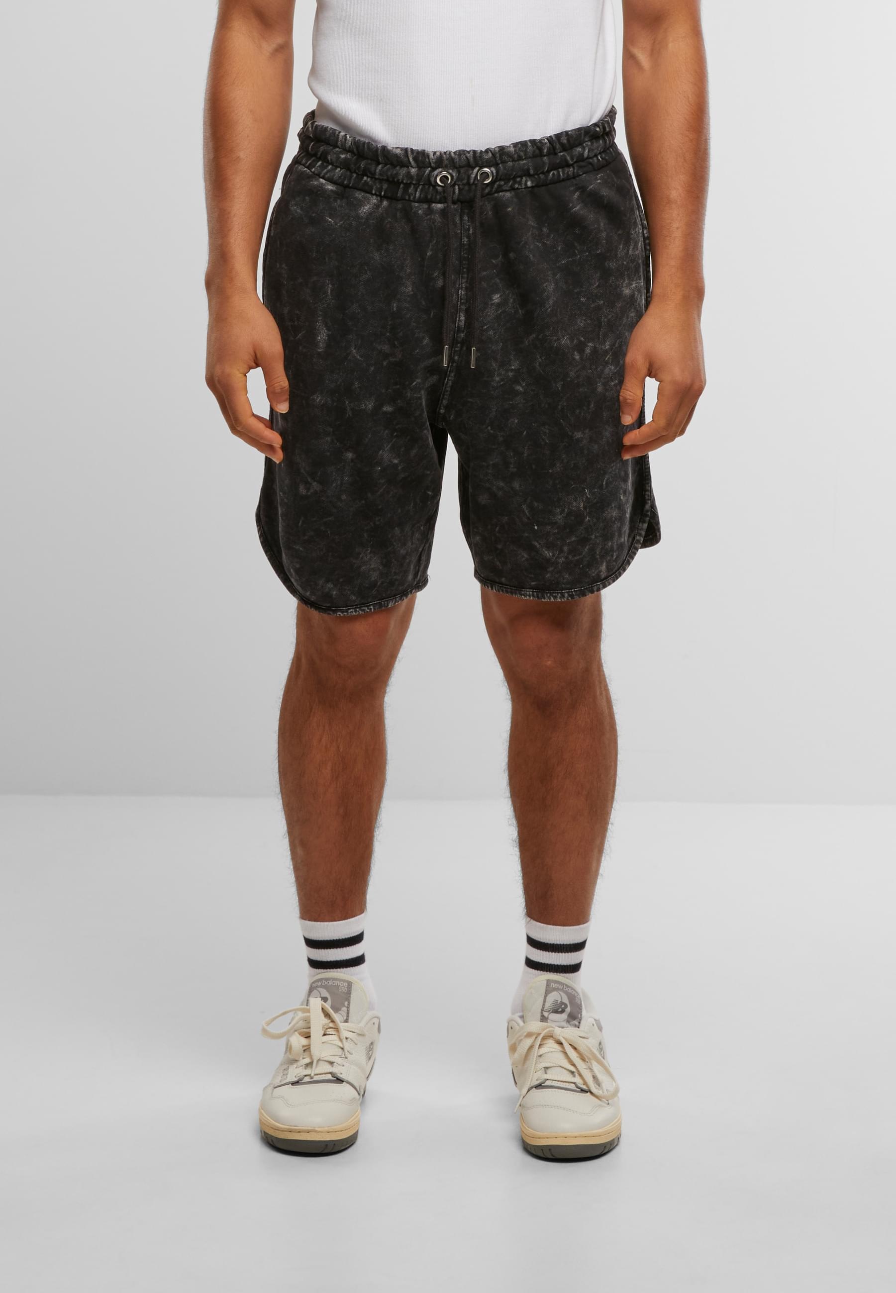 URBAN CLASSICS Sweatshorts »Urban Classics Washed Piped Shorts«, (1 tlg.)