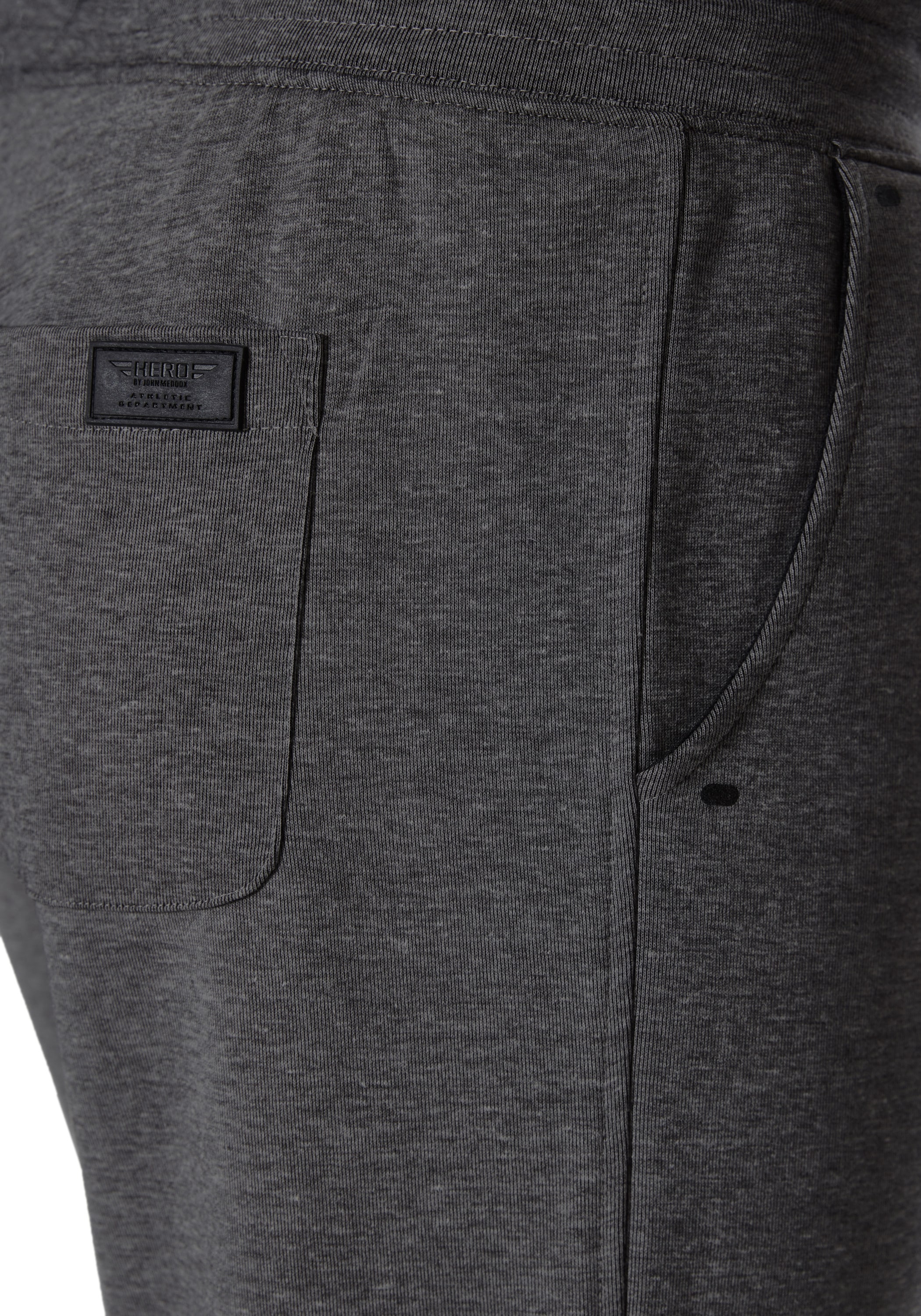 HERO by John Medoox Sporthose »Trend Hero by John Medoox Joggingshorts«, Sporthose Bequemer Oberschenkel Casual Baumwollmischung für Herren