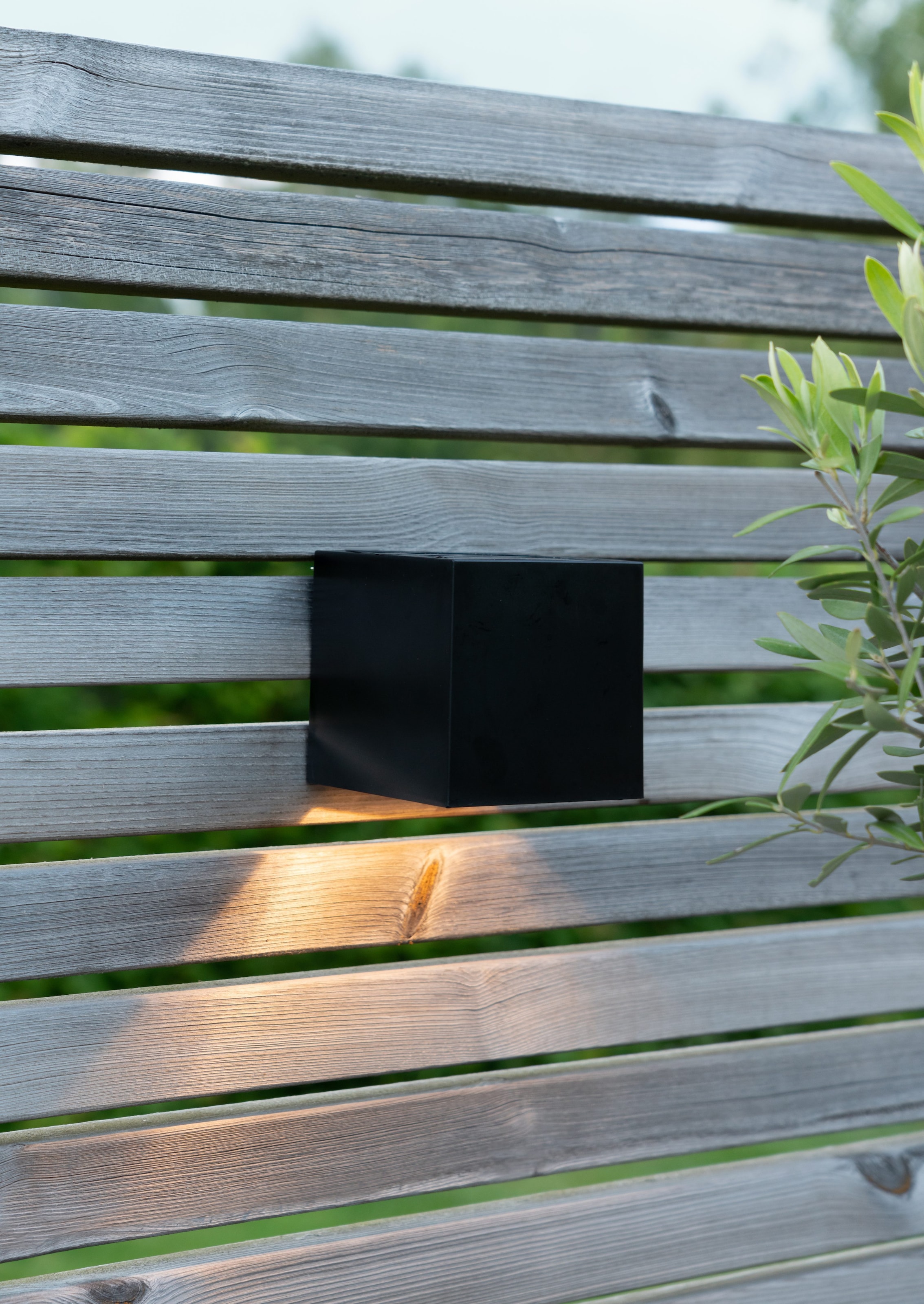 Parforce Traditional Hunting LED Solarleuchte »Solar-Wandleuchte Wandy Cube« LED-Board 1 Stk. Warmweiß Dämmerungssensor, schwarzes Design