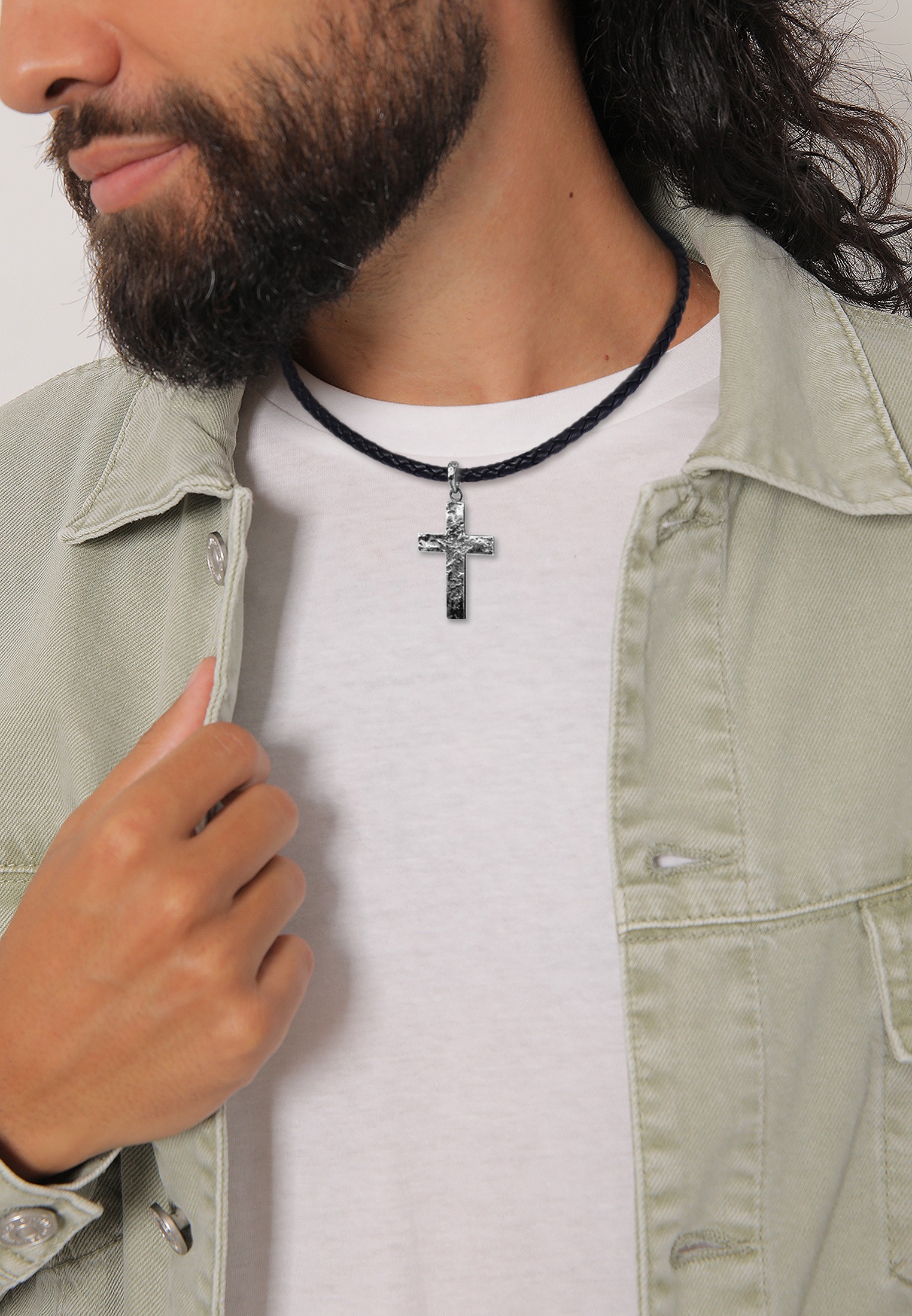 Herren Lederkette mit Kreuz Anhänger aus Silber 3