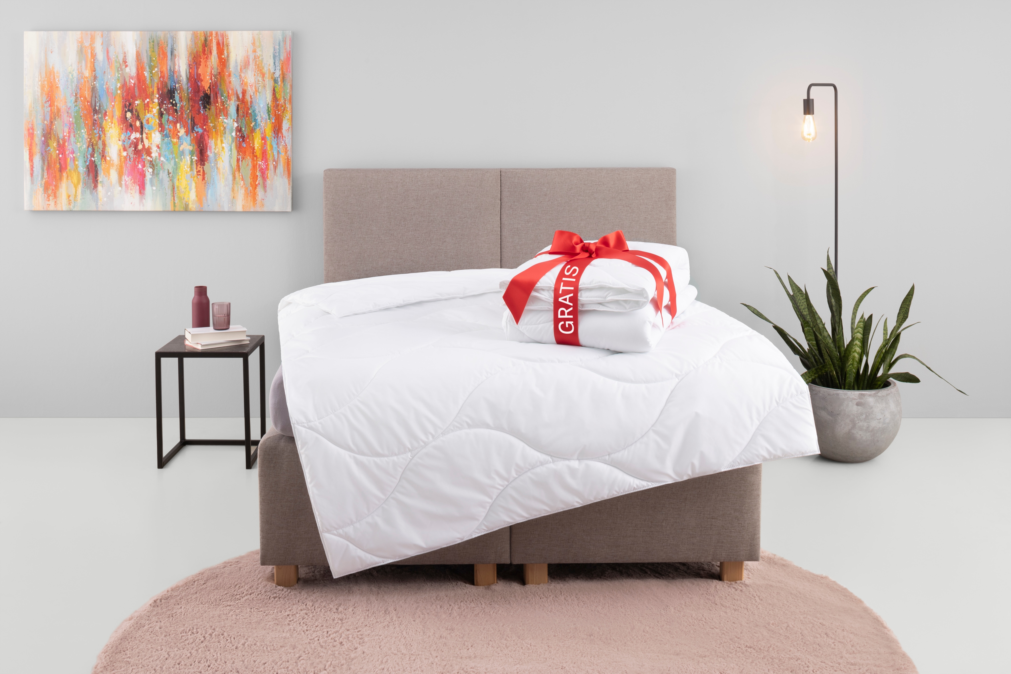 OTTO home Microfaserbettdecke "Caelan, kaufe eine Decke - erhalte die Leichtbettdecke gratis dazu" leicht Füllung 100% Polyester 1 Stk. tlg. Bettdecke 135x200 cm und 155x220 cm, Sommer, Winter