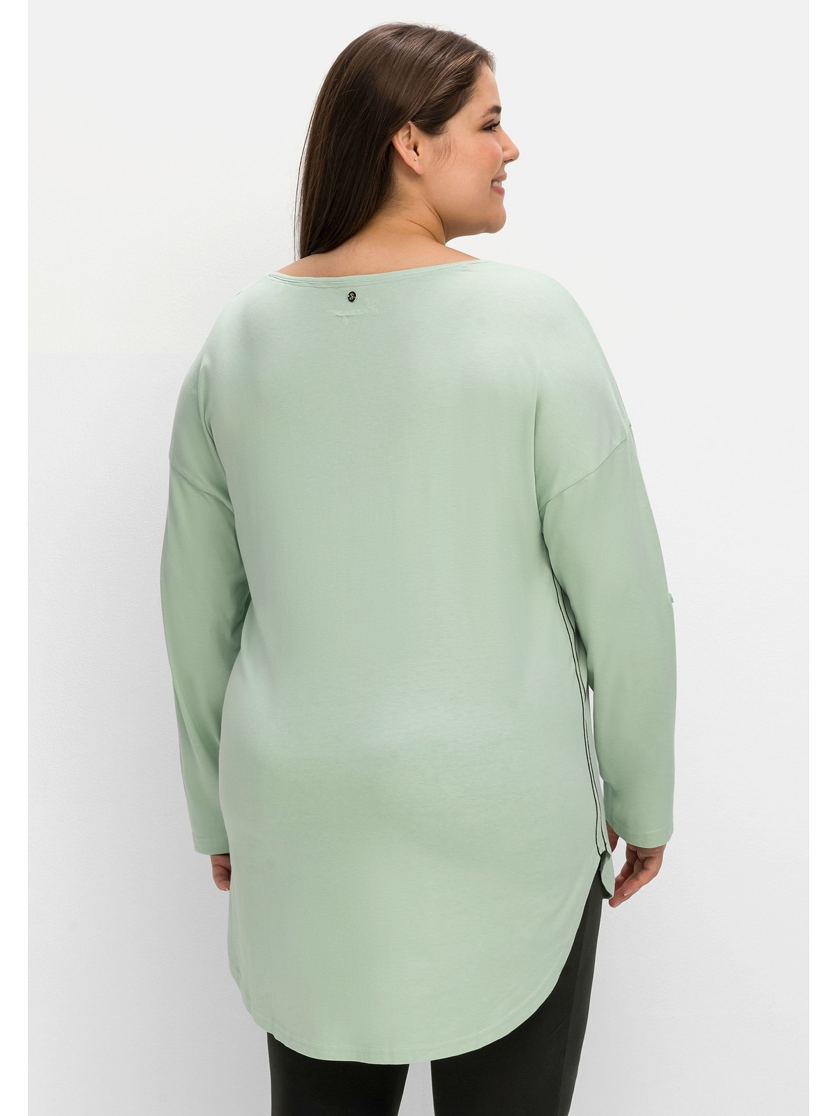 BAUR für Größen«, mit Sheego Rückenpartie kaufen | Shirt & »Große Relax Yoga verlängerter