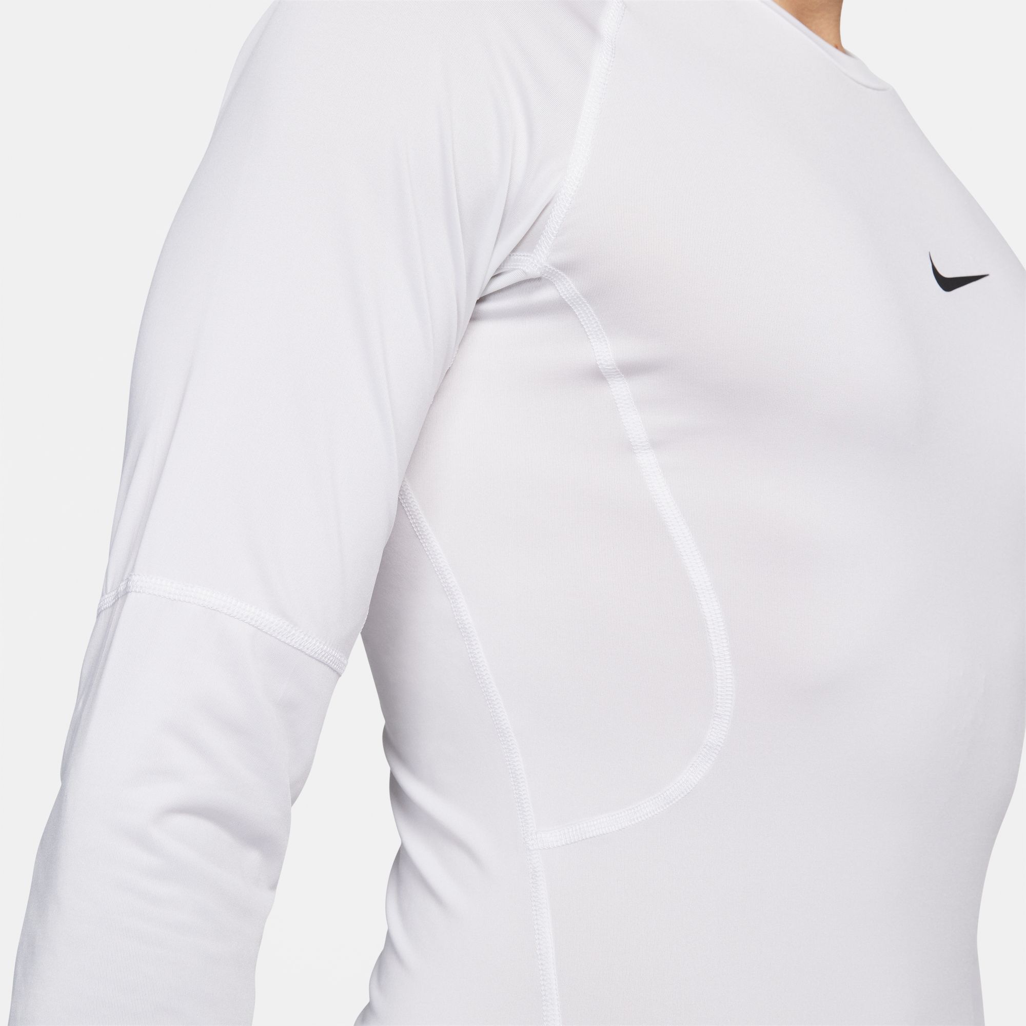 Nike Trainingsshirt »PRO DRI-FIT MEN'S LONG-SLEEVE TOP« schmale Passform, atmungsaktiv, schnell trocknend