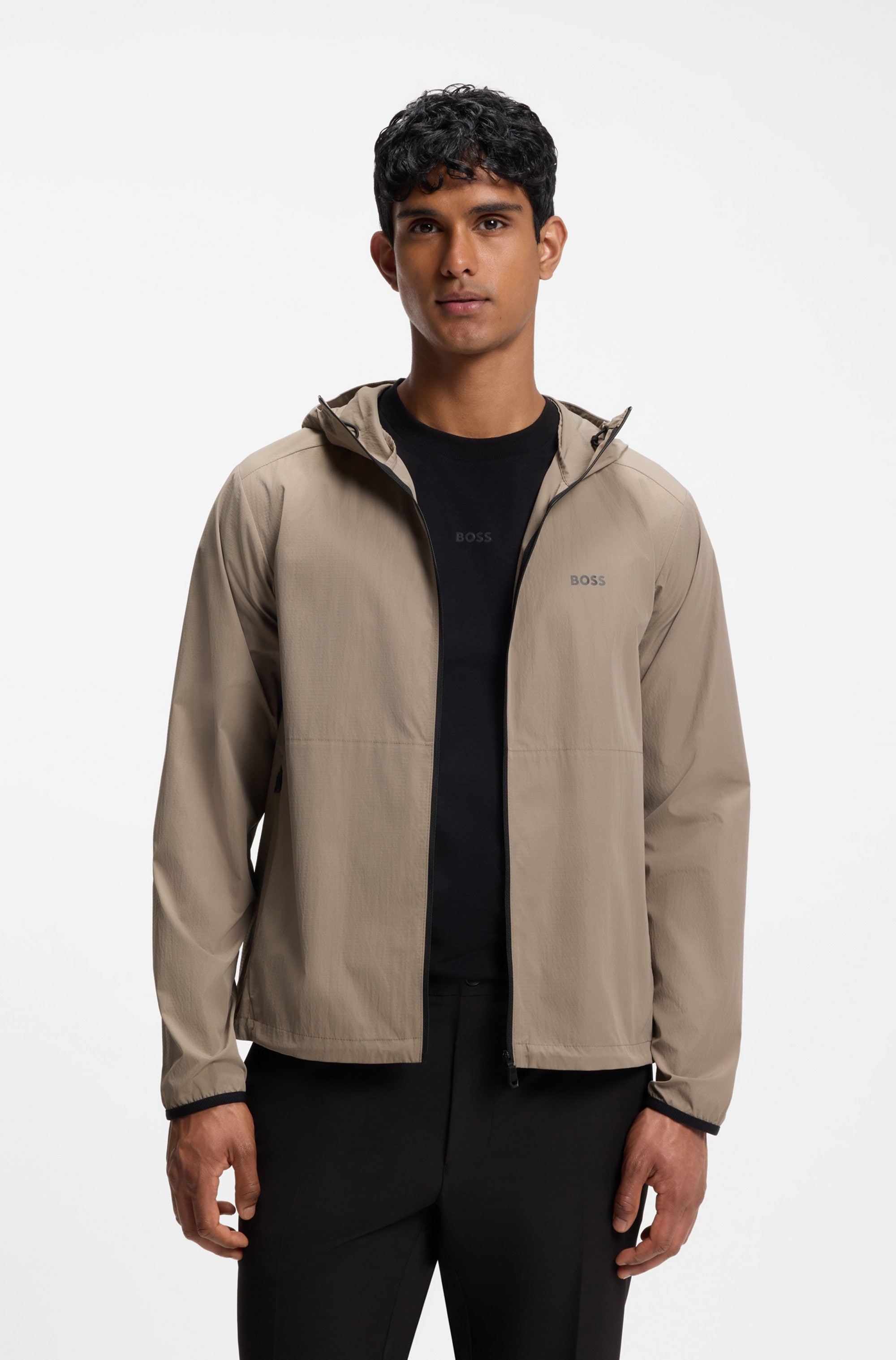 BOSS GREEN Windbreaker mit Kapuze Regular Fit, Superleichte Qualität, Packfunktion innen in der Kapuze
