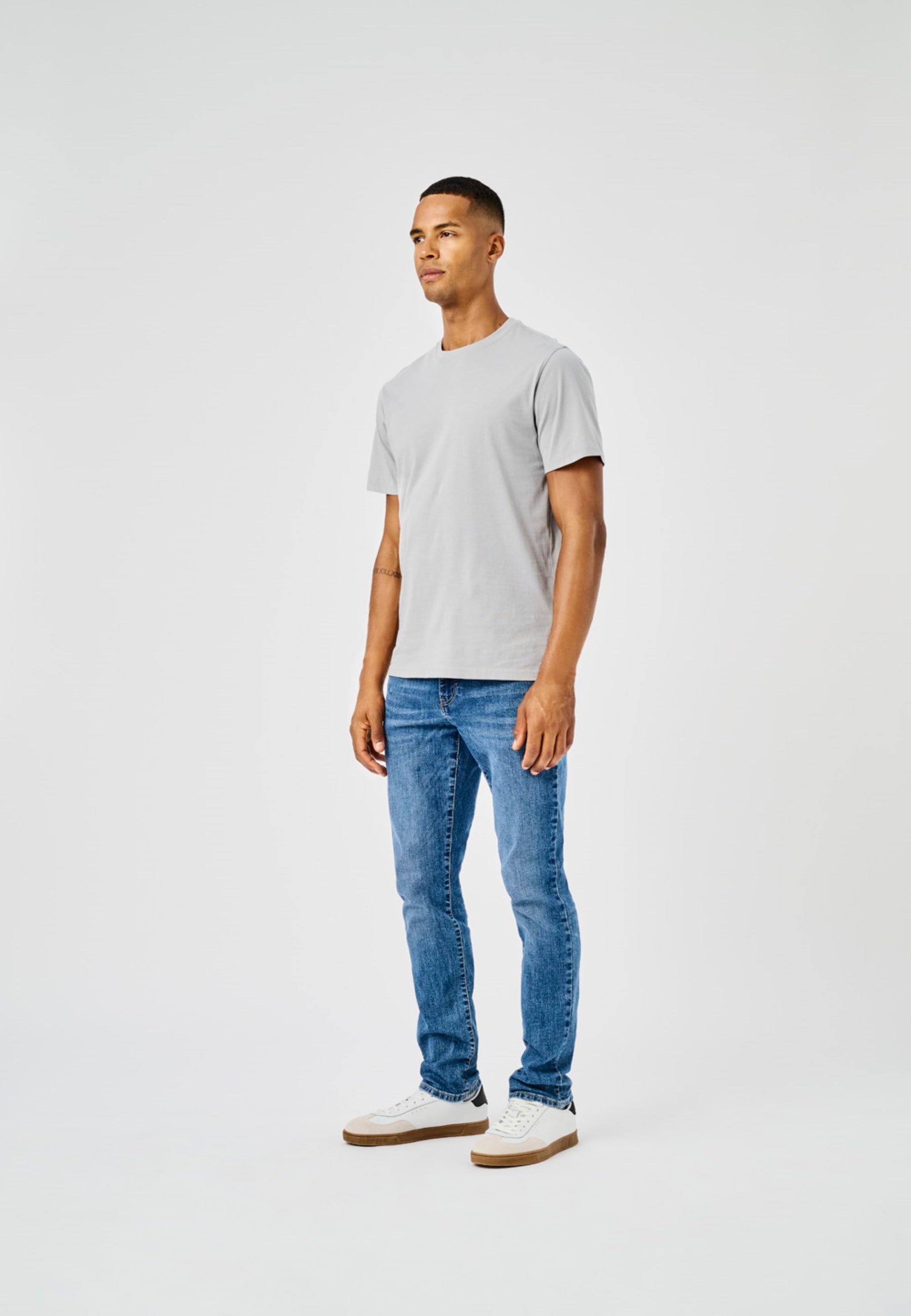 ONLY & SONS Rundhalsshirt »ONSMAX LIFE REG SS STITCH TEE«