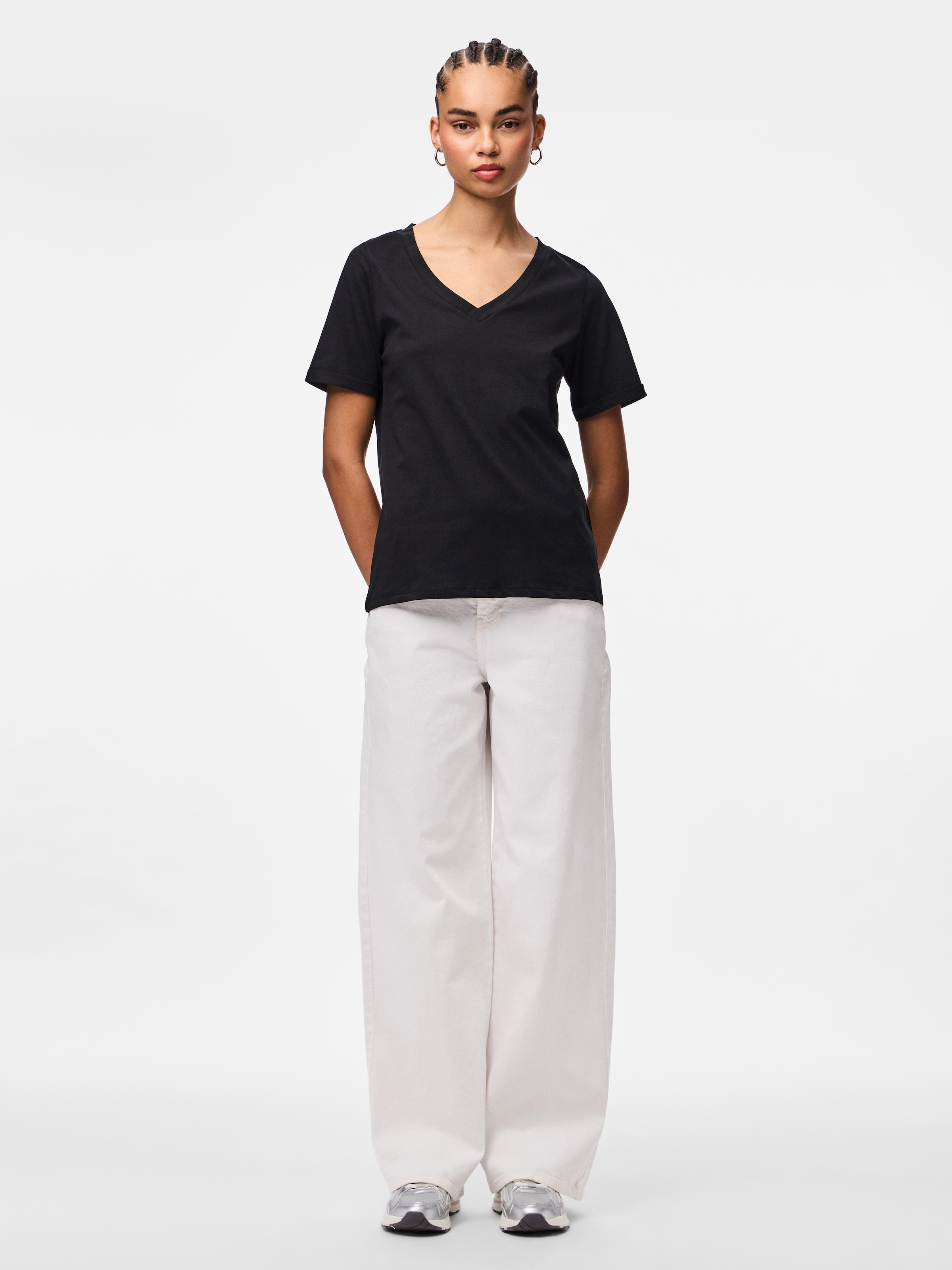 pieces Kurzarmshirt »PCRIA SS V-NECK SOLID TEE JRS NOOS BC« Baumwolle, regular fit