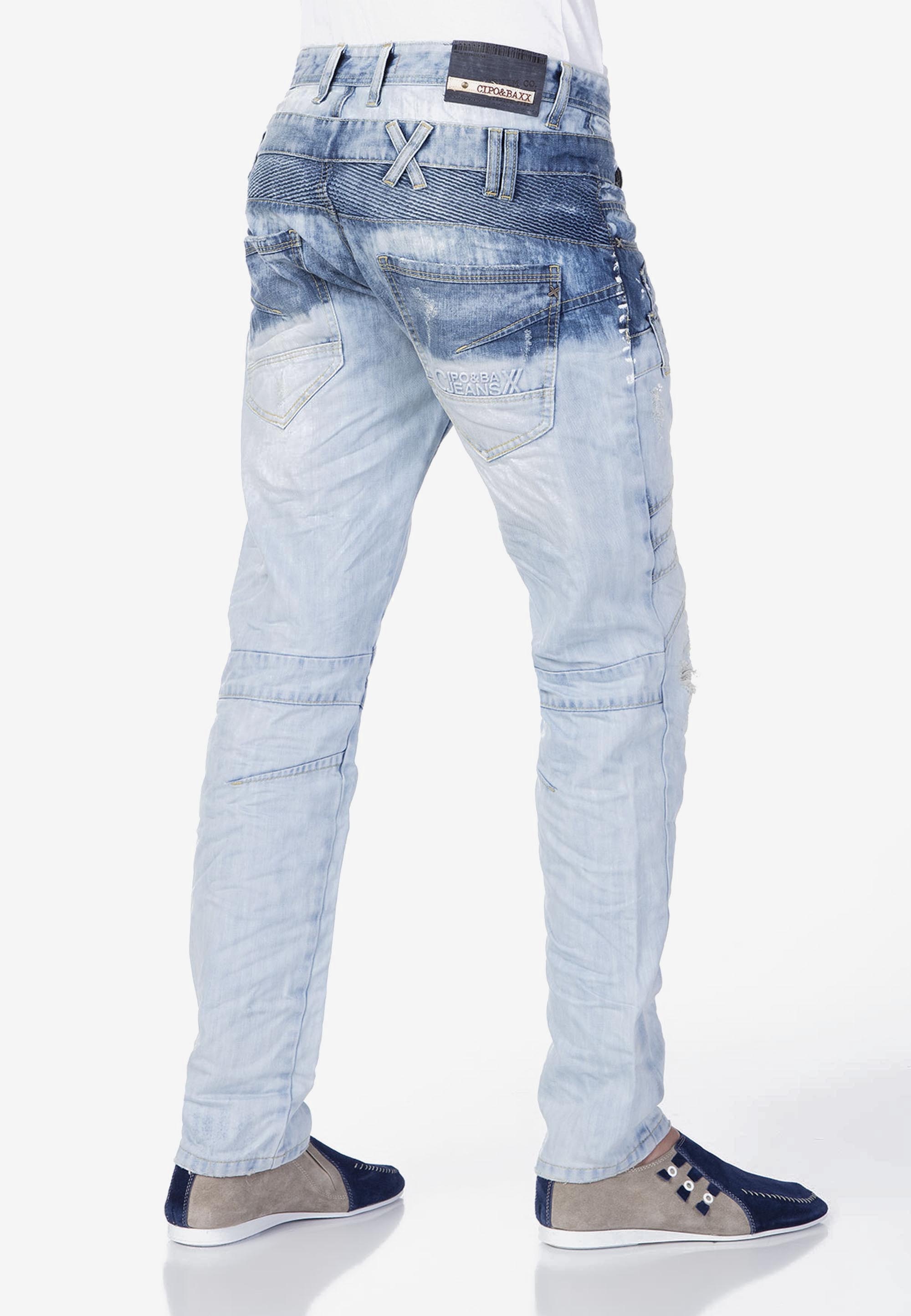 Cipo & Baxx Bequeme Jeans, mit tollen Details in Straight Fit