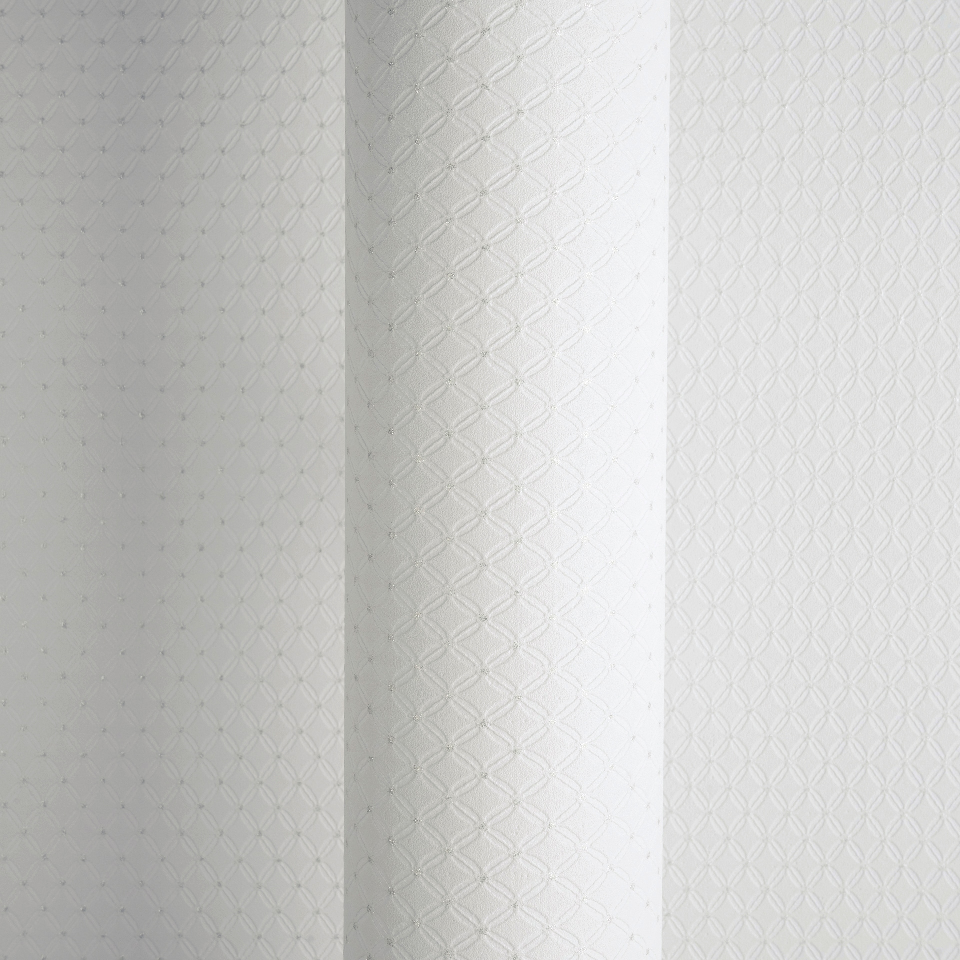living walls 1100000002199 »Kids Studio Rauten – Glitzer Vliestapete« Glitzermuster | Rhombenmuster | geometrisch leicht strukturiert Feines geometrisches Rautenmuster mit dezentem Glitzereffekt