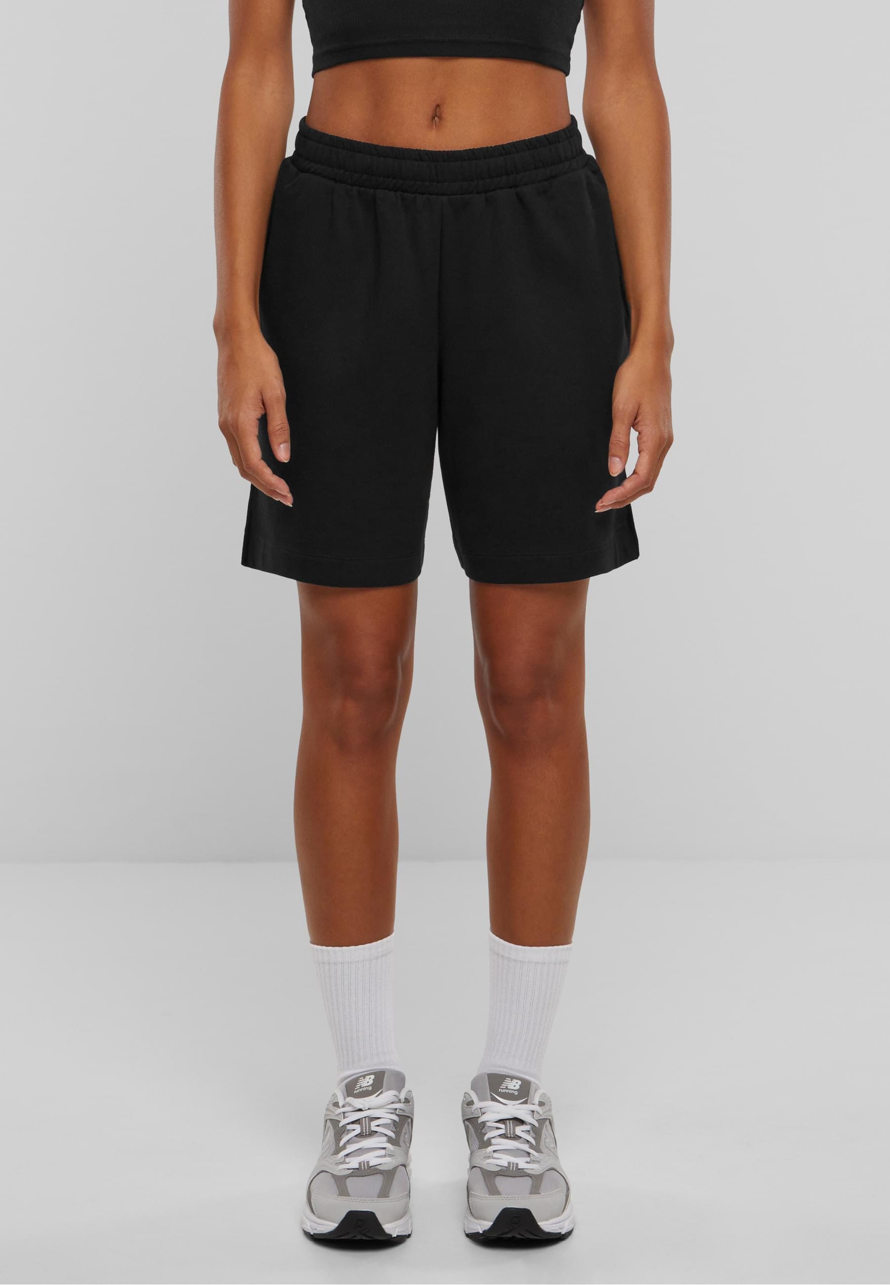URBAN CLASSICS Sweatshorts »Urban Classics Damen Ladies Organic Terry Bermuda Pants«, (1 tlg.)