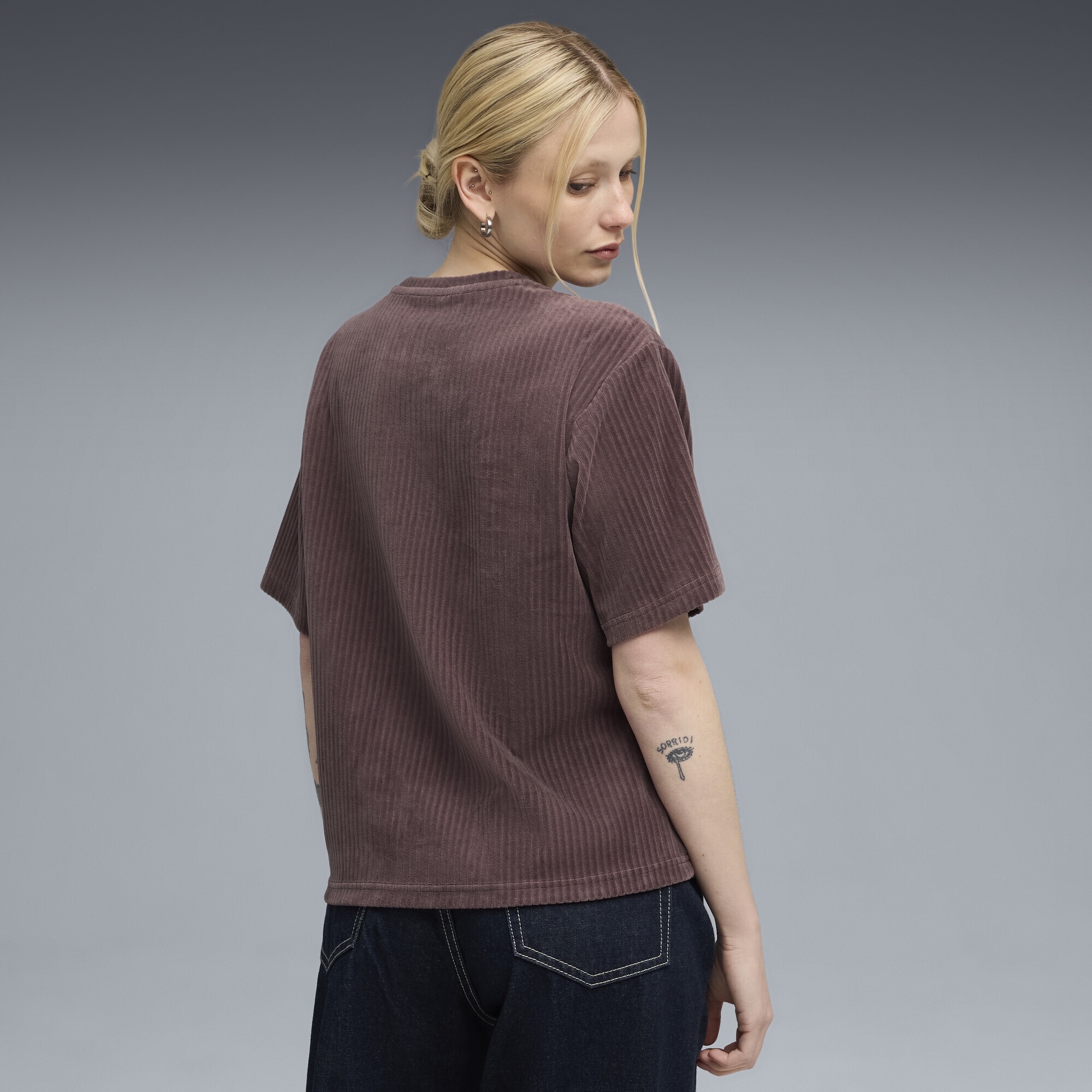 PUMA T-Shirt »Essentials Elevated Relaxed T-Shirt Damen«