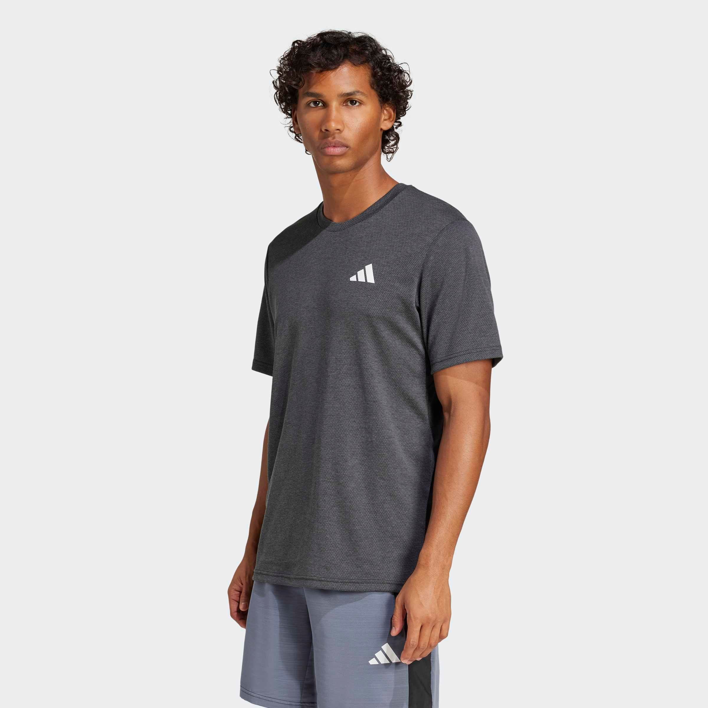 adidas Performance T-Shirt "TRAIN ESSENTIALS FEELREADY NOVELTY" Trainingsshirt mit CLIMACOOL, Pikeematerial