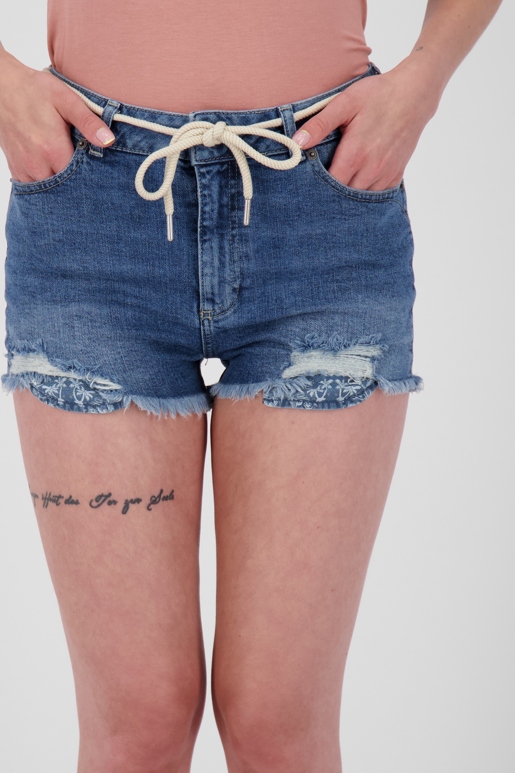 Alife & Kickin Shorts »Damen LatoyaAK DNM A«