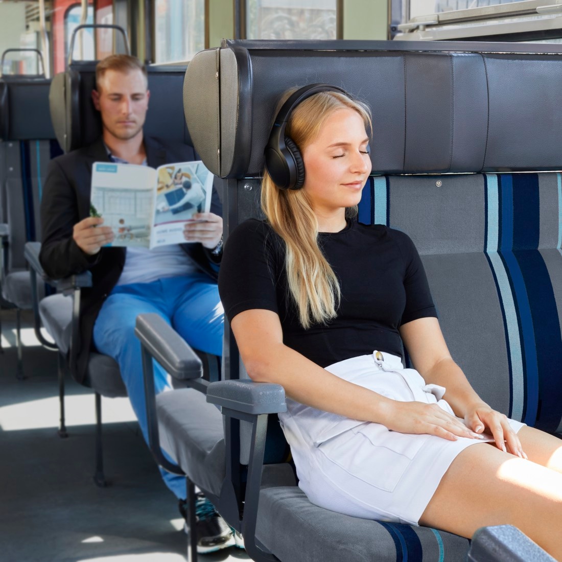 Hama Bluetooth-Kopfhörer »Bluetooth®Kopfhörer kabellos, Over-Ear,  integriertes Mikrofon«, A2DP Bluetooth-AVRCP Bluetooth-HFP, Active Noise  Cancelling (ANC)-Geräuschisolierung, Aktive Geräuschreduzierung, Siri und Google  Assistant, faltbar | BAUR