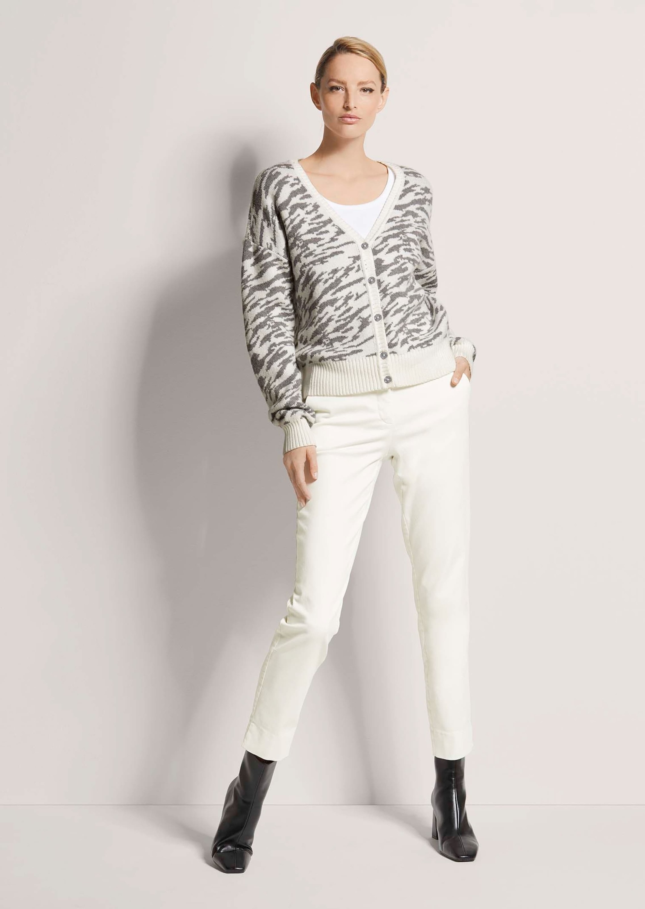 MADELEINE Strickjacke "Strickjacke Strickjacke mit Jacquard-Muster" günstig online kaufen