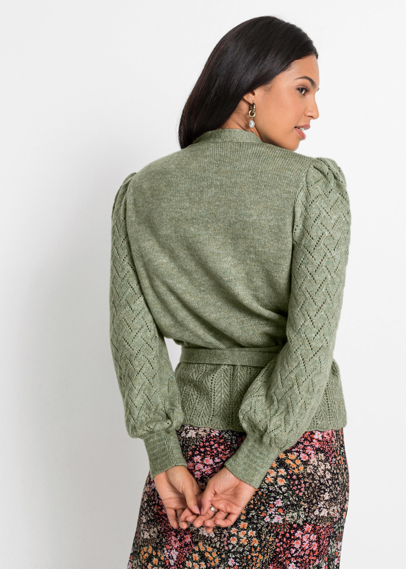 bonprix Wickelpullover aus Polyacryl und Polyester, mit V-Ausschnitt, mit Puffärmeln