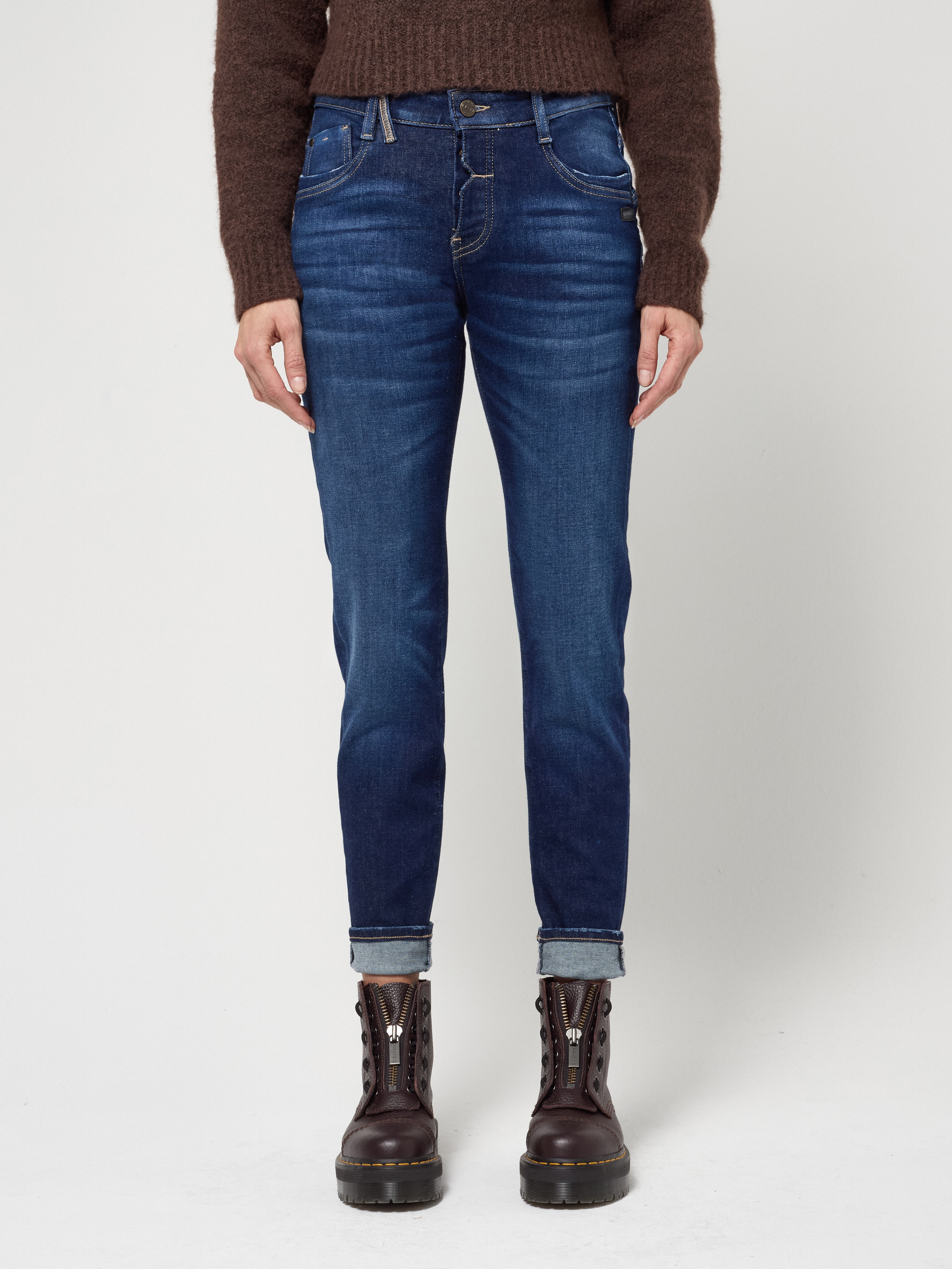 GANG Relax-fit-Jeans "94GERDA" elastische Denimqualität für hohen Tragekomfort
