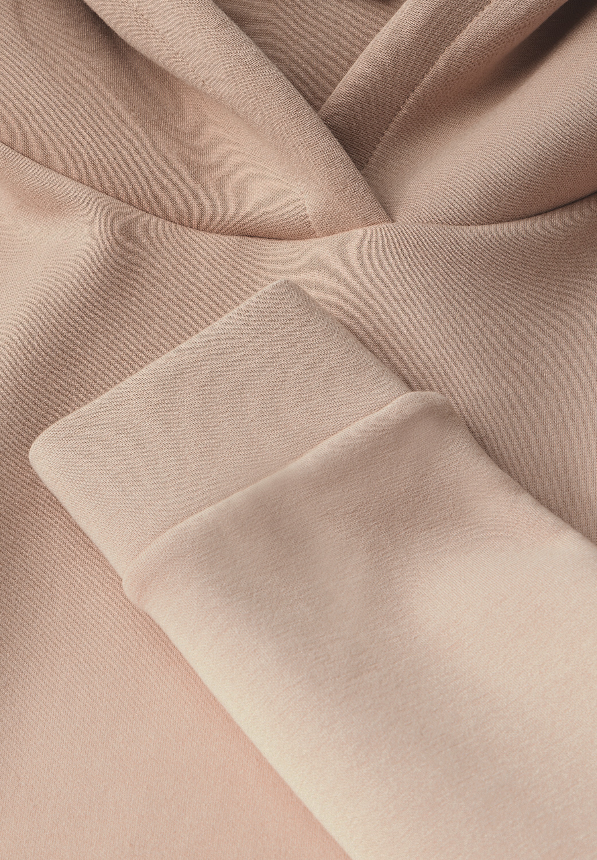 STREET ONE Hoodie, mit elastischem Materialmix