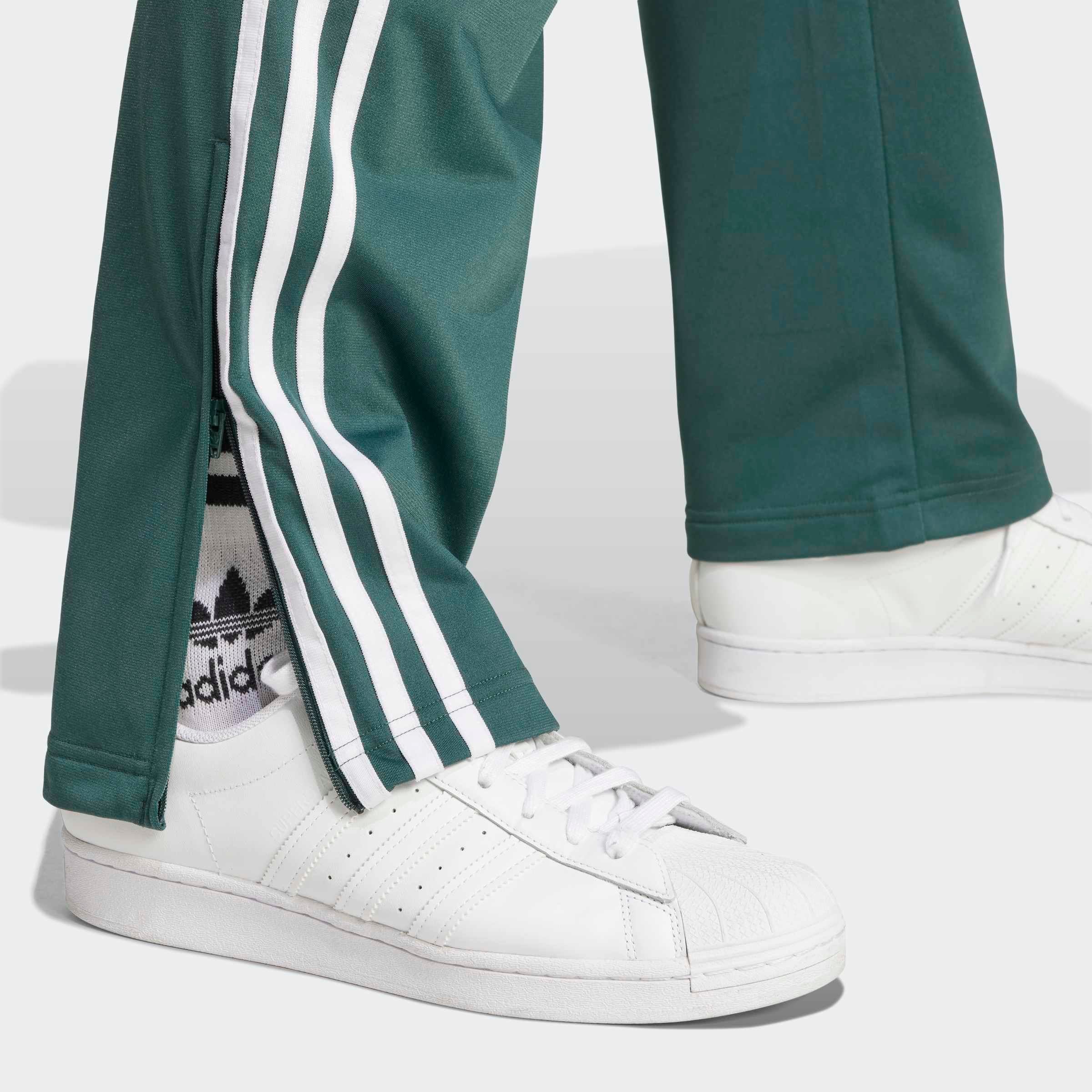 adidas Originals Sporthose »FIREBIRD TP«, (1 tlg.), Trackpant, Streetstyle