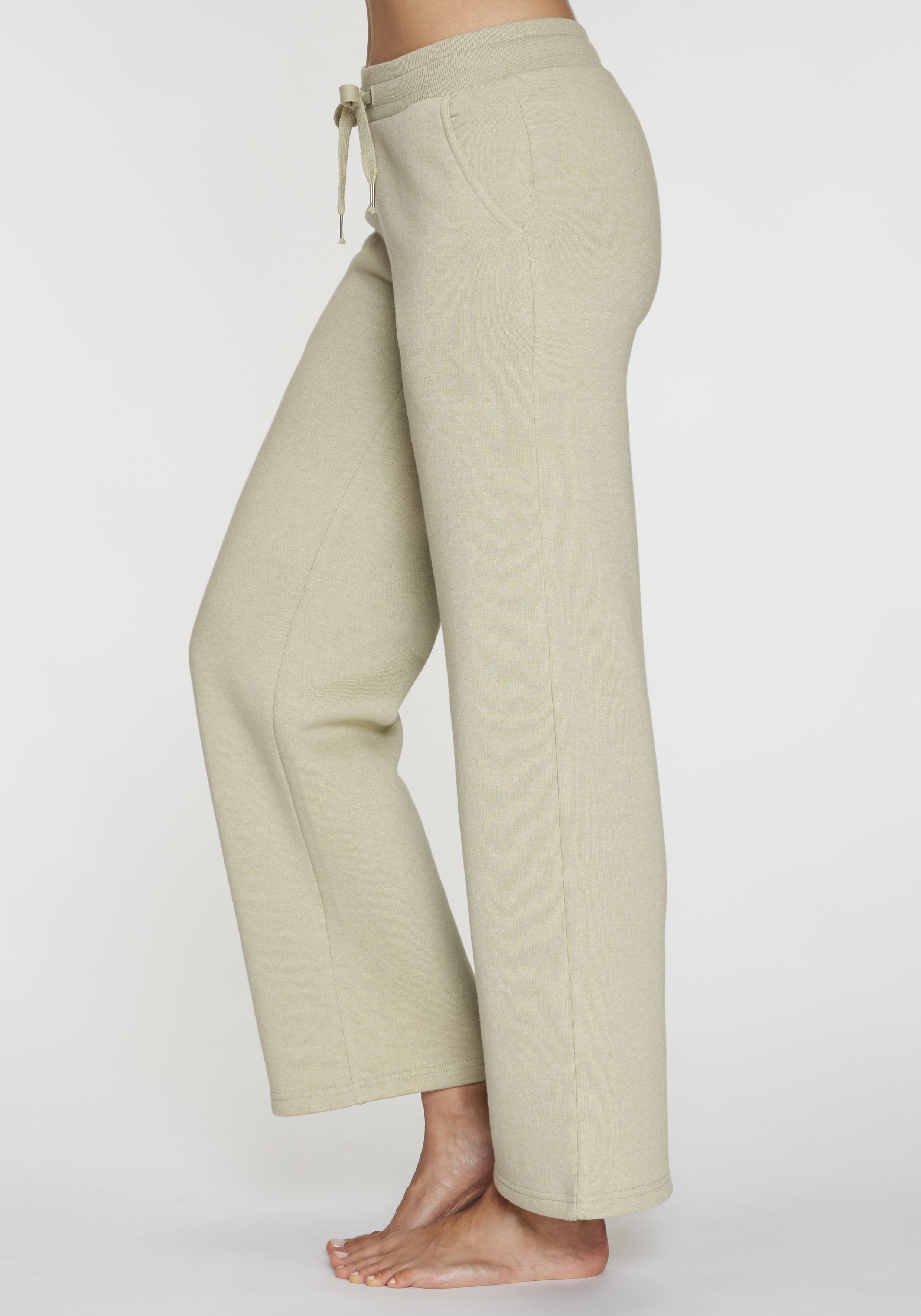 H.I.S Relaxhose mit weitem Bein und aus ultraweicher Sweatqualität, Loungewear