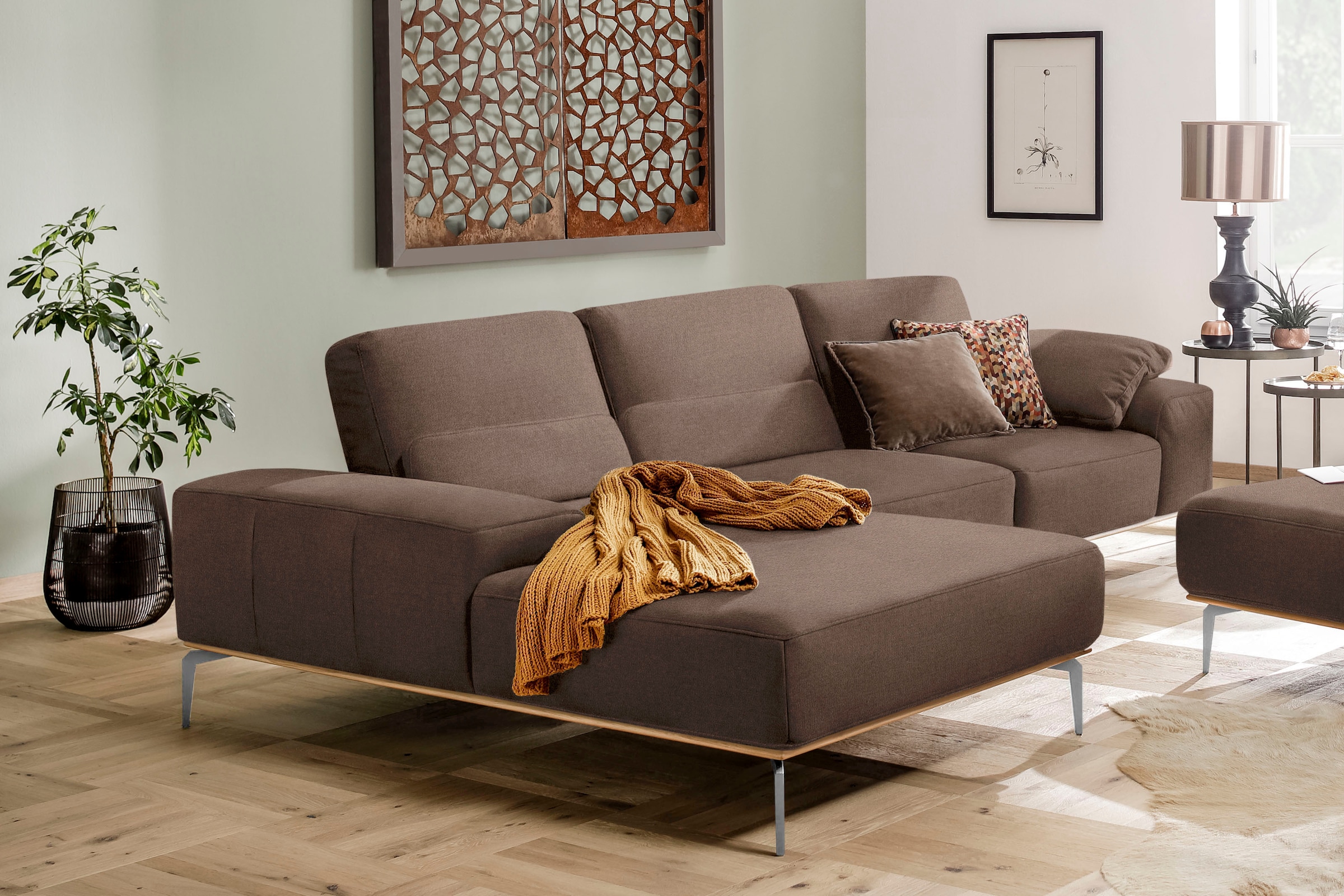 W.SCHILLIG Ecksofa "run, Designsofa mit tollem Sitzkomfort, bequem, L-Form" mit elegantem Holzsockel, Füße in Chrom glänzend, Breite 319 cm