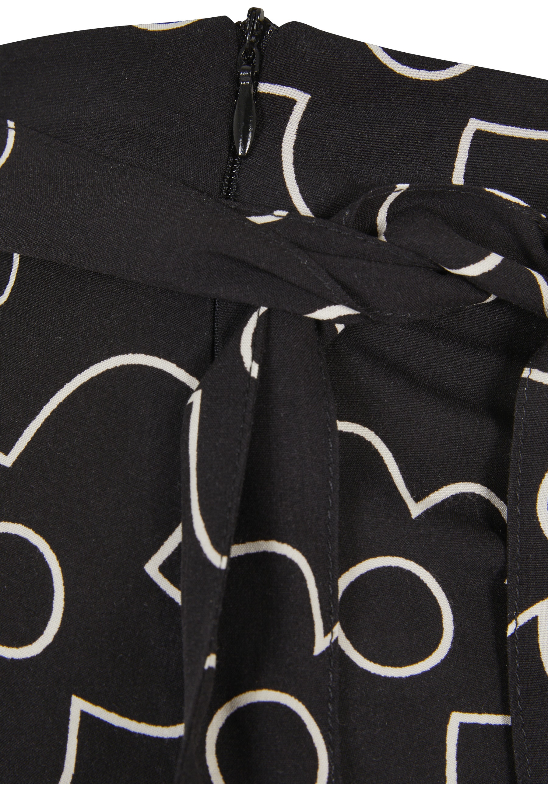 URBAN CLASSICS Jerseyrock »Urban Classics Damen Ladies Viscose Mini Skort« 1 Stk.