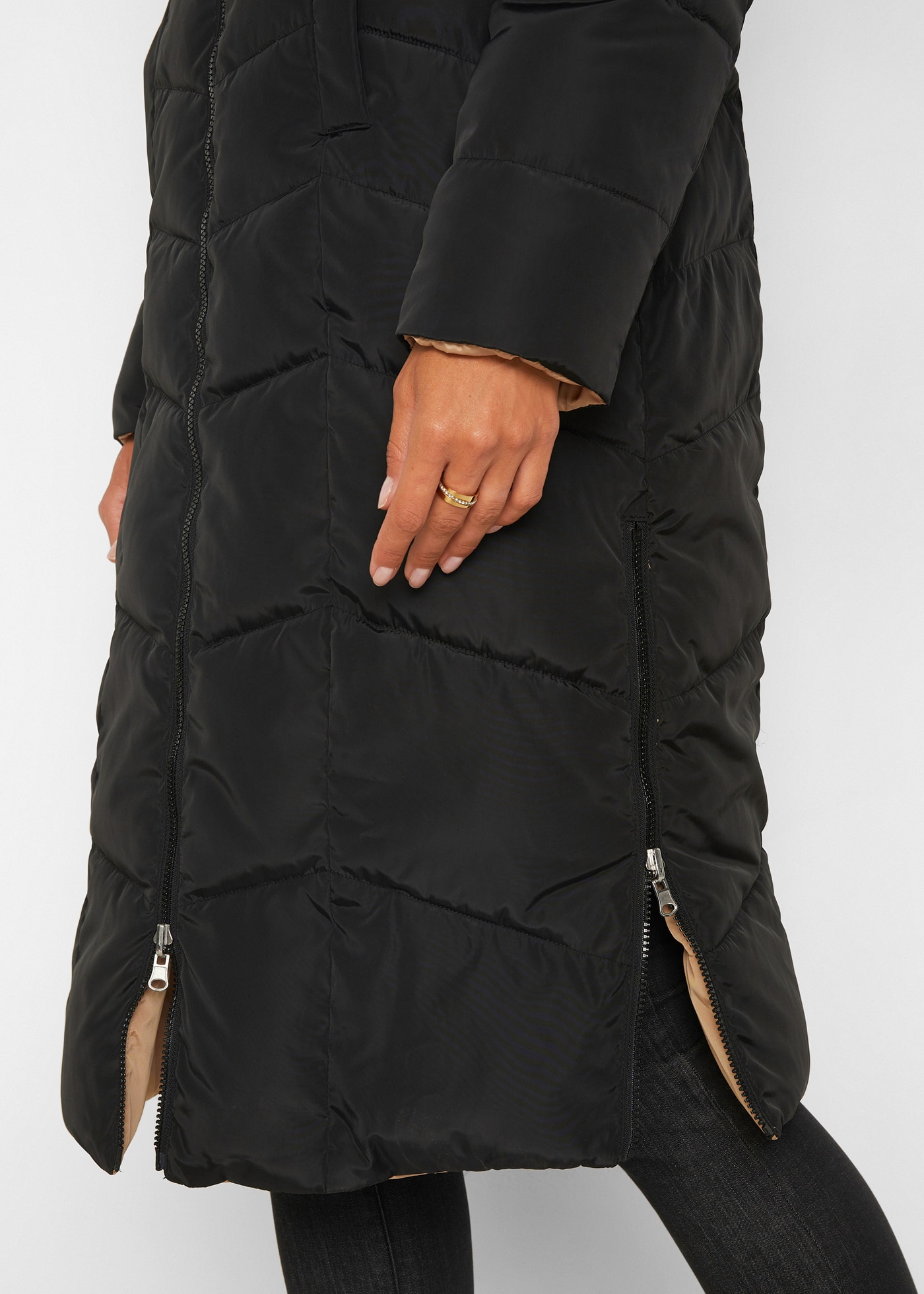 bonprix Steppmantel zum Wenden, 2-Wege-Zipper, Seitenschlitze mit Reißverschluss