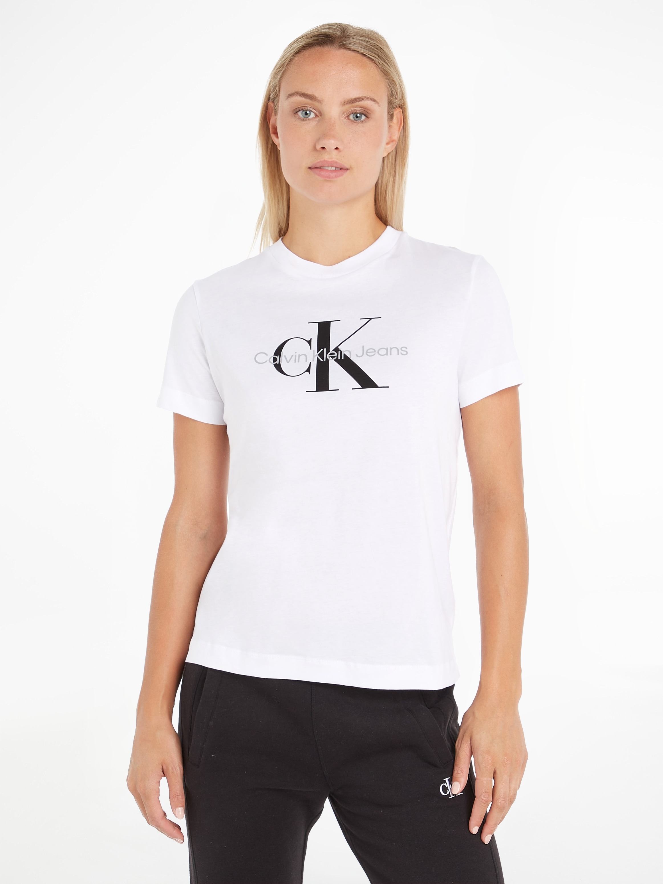 mit | Klein Monogramm bestellen Calvin TEE«, MONOGRAM REGULAR »CORE Calvin Klein online BAUR Rundhalsshirt (1 tlg.), Jeans Jeans