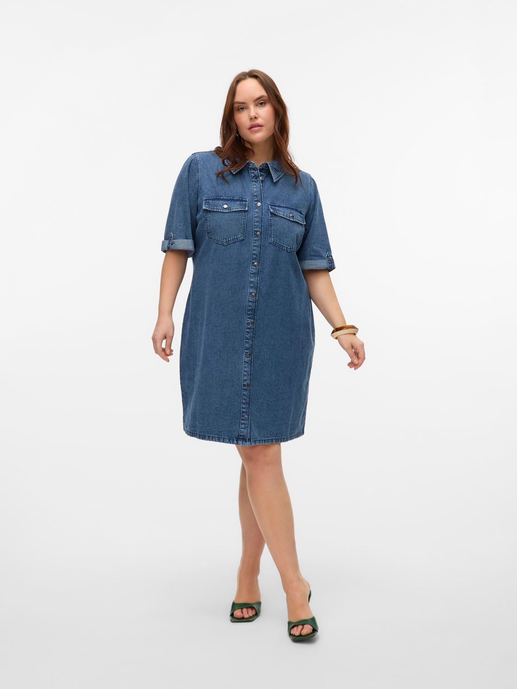 Vero Moda Curve Jeanskleid »VMCJENNIE SS SHORT DENIM DRESS GA CUR« Brusttaschen