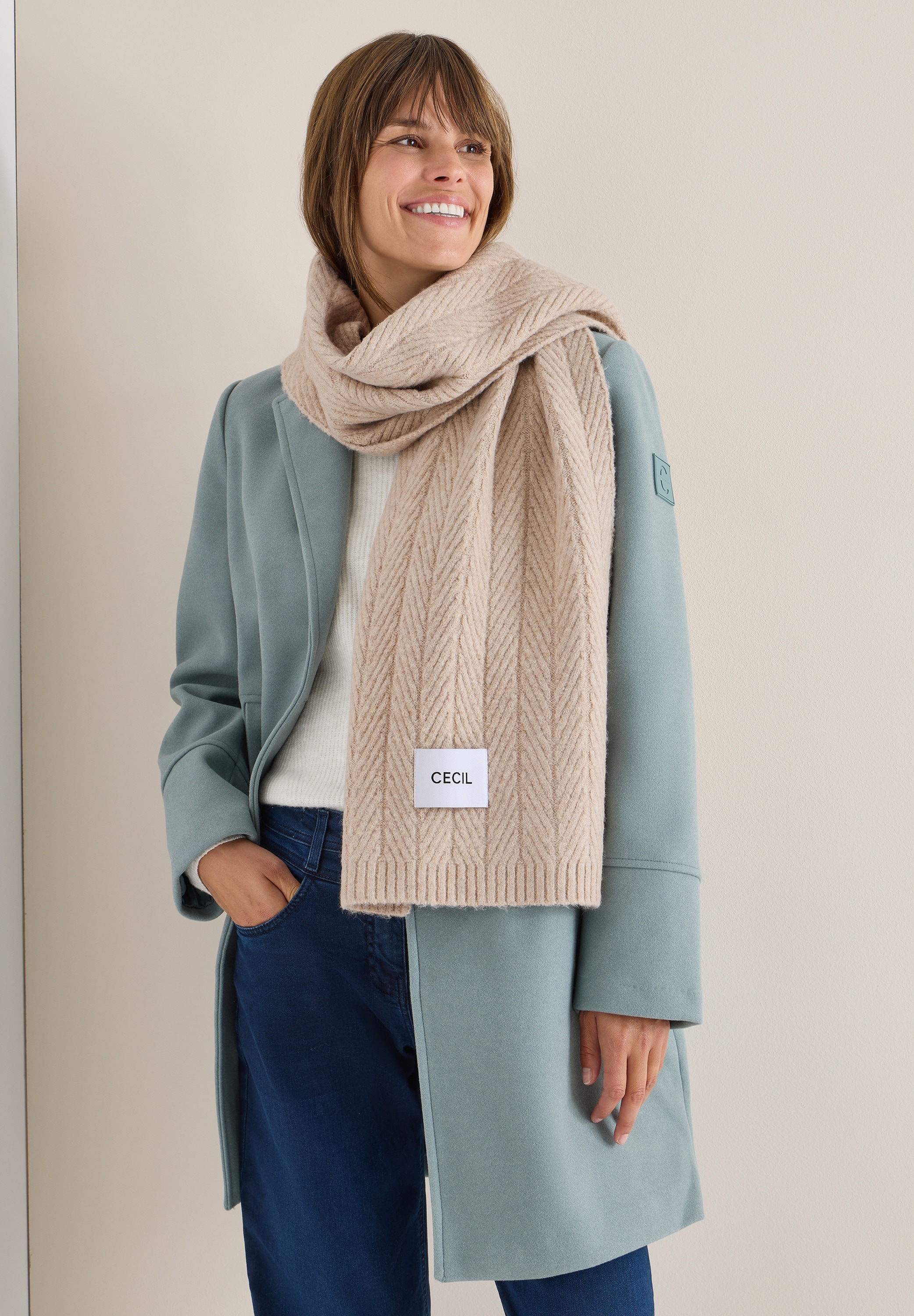 Cecil Schal mit Struktur