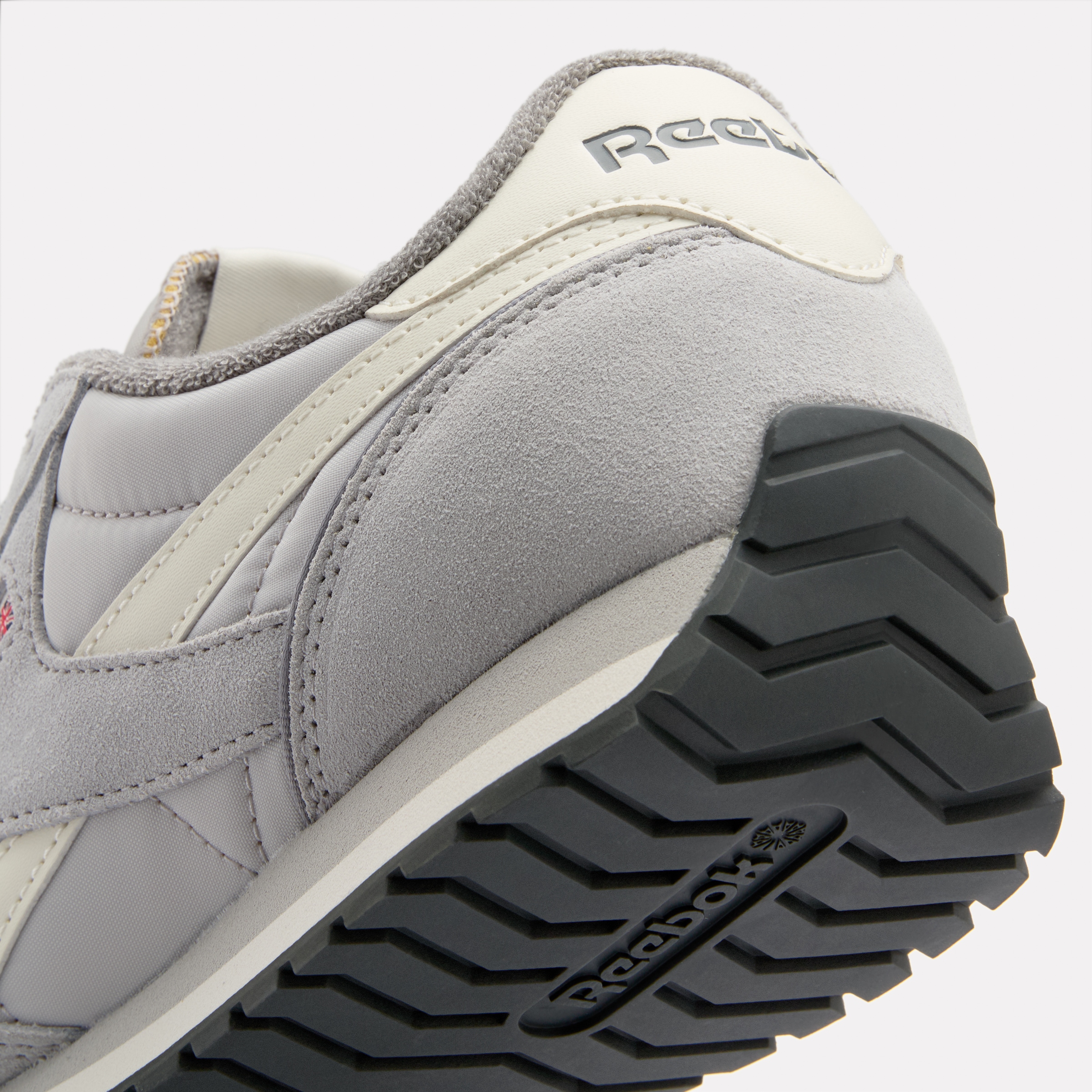 Reebok Classic Sneaker »CLASSIC AZ«