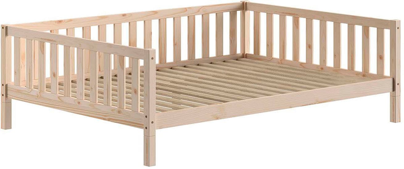 Vipack Kinderbett "Dallas, massiv Bett, Rausfallschutz, umbaubar vom Boden- zum Daybett" inkl. Rolllattenrost und Sprossenumrandung, 90 oder 140x200 cm breit, stabil und standfest gebaut, wahlweise Kiefer massiv natur oder weiß
