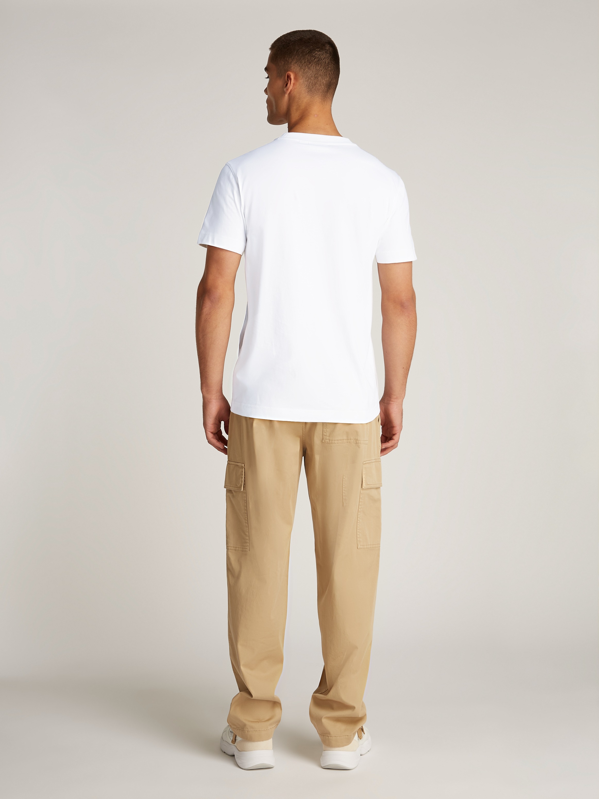 Calvin Klein Jeans Rundhalsshirt »WOVEN LABEL REGULAR TEE«, Logostickerei
