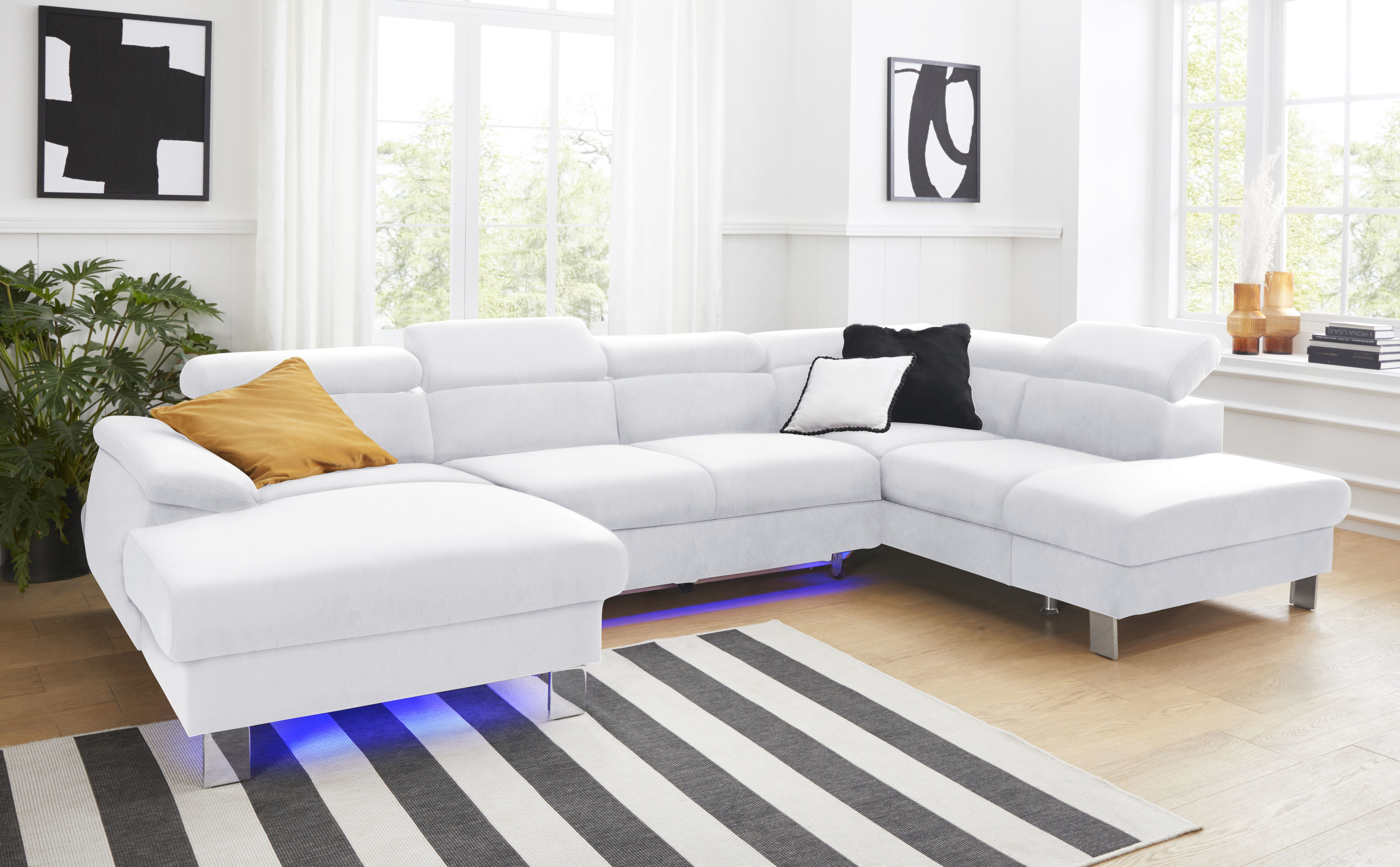 COTTA Wohnlandschaft "Komaris U-Form, B: 320 cm" mit Kopfteilverstellung, optional Schlaffunktion, Bettkasten & Licht