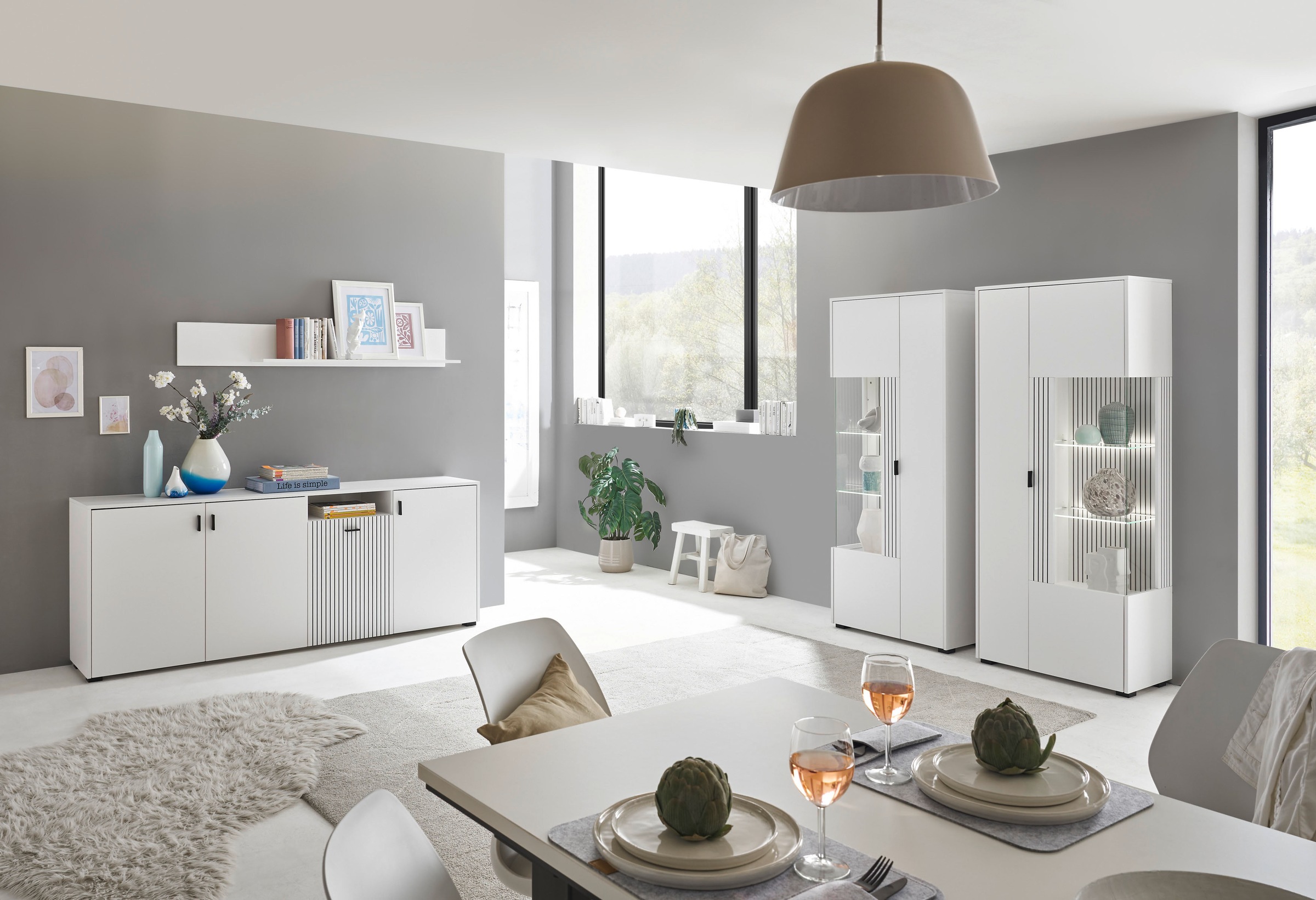 INOSIGN Vitrine »Hudson, Stauraumvitrine«, in moderner Trendfarbe, Griffe aus Metall (Schwarz), Höhe 180 cm