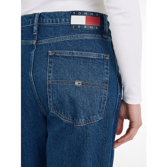 Tommy Jeans Weite Jeans »DAISY JEAN LW BGY BH6110«, mit leichten Destroyed  Effekten online bestellen | BAUR