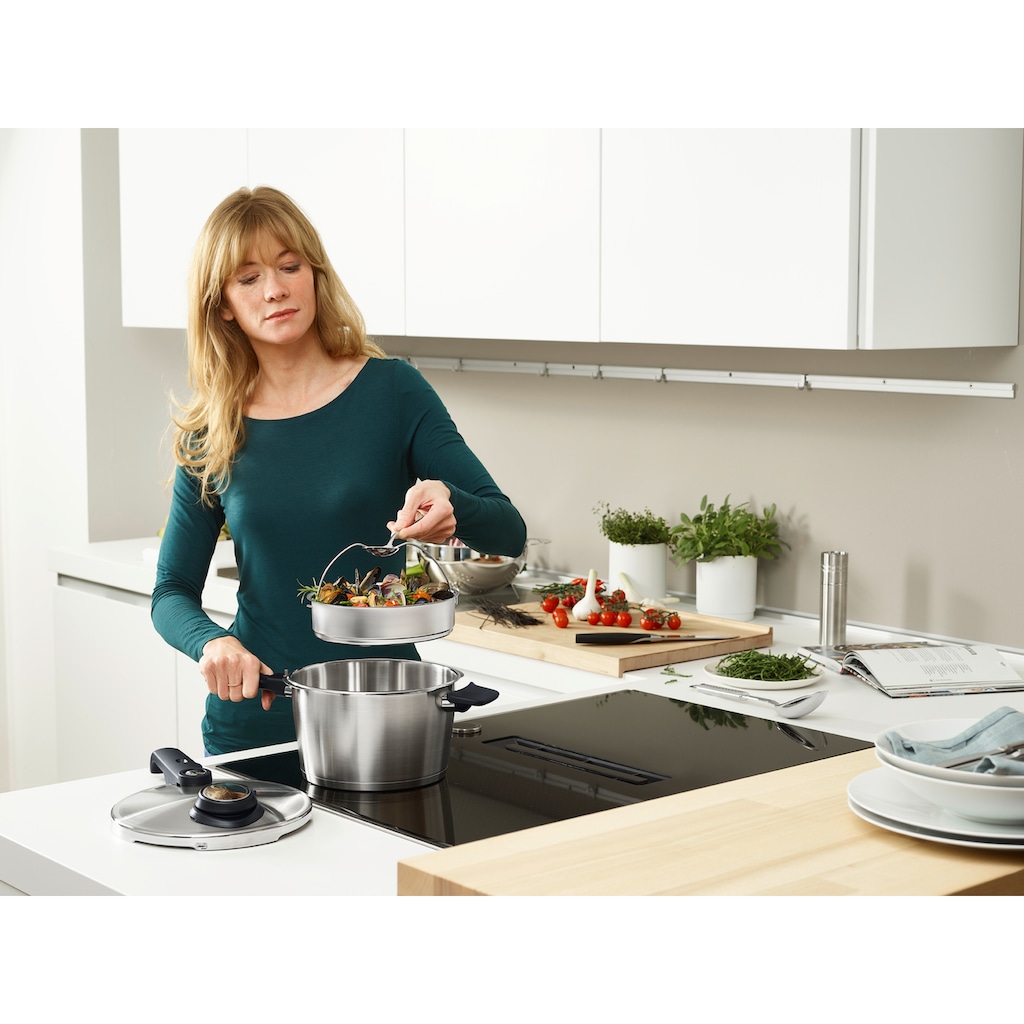 Fissler premium Schnellkochtopf »vitavit®, Edelstahl  18/10, (Set 4-tlg.), Abnehmbarer Griff, Verriegelungsanzeige, Einstellbares Abdampfen, Kondensat-plus Funktion, Einstellbare Kochstufen