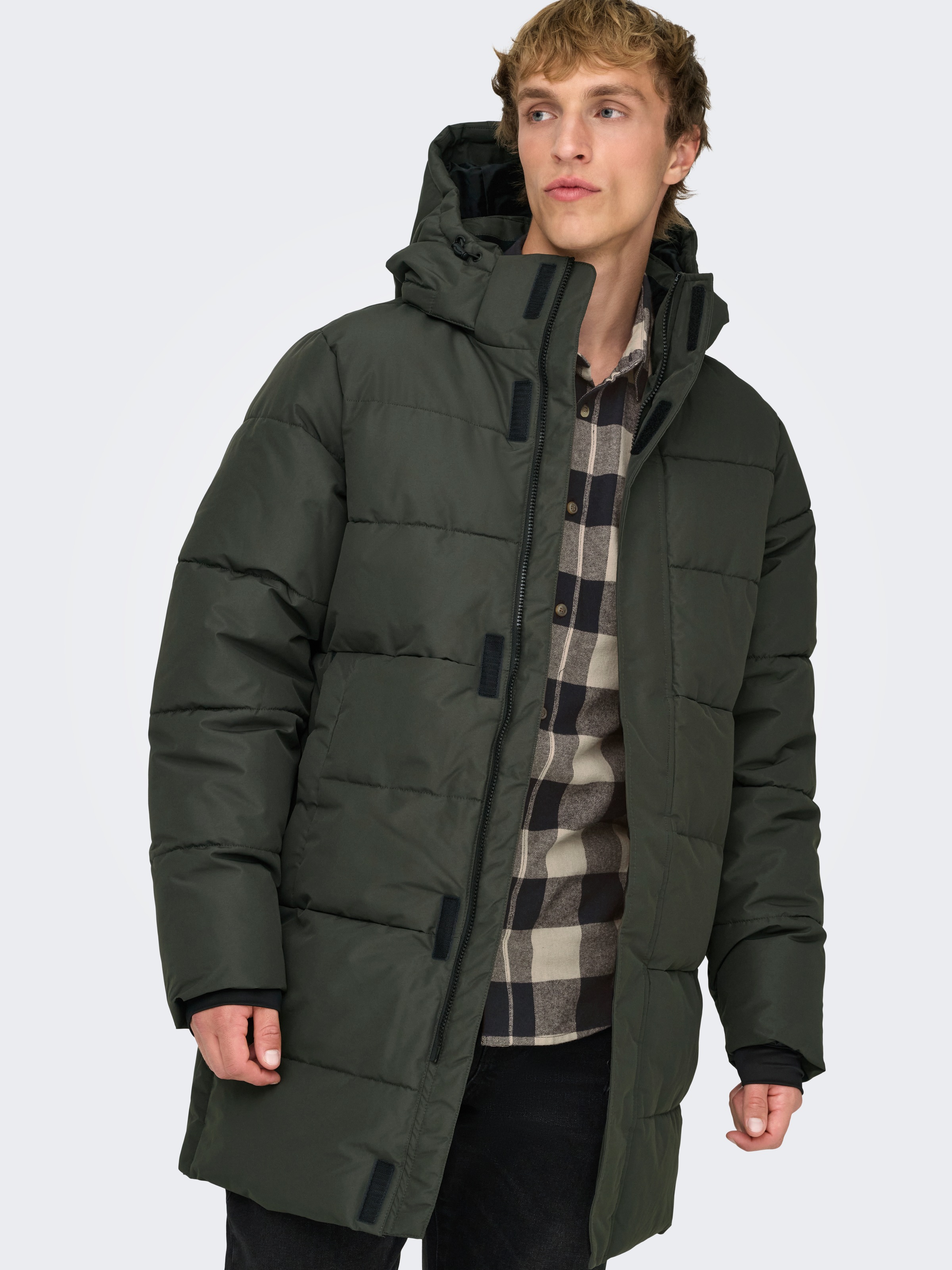 ONLY & SONS Steppjacke »ONSCARL LIFE LONG QUILTED COAT NOOS OTW« mit Kapuze