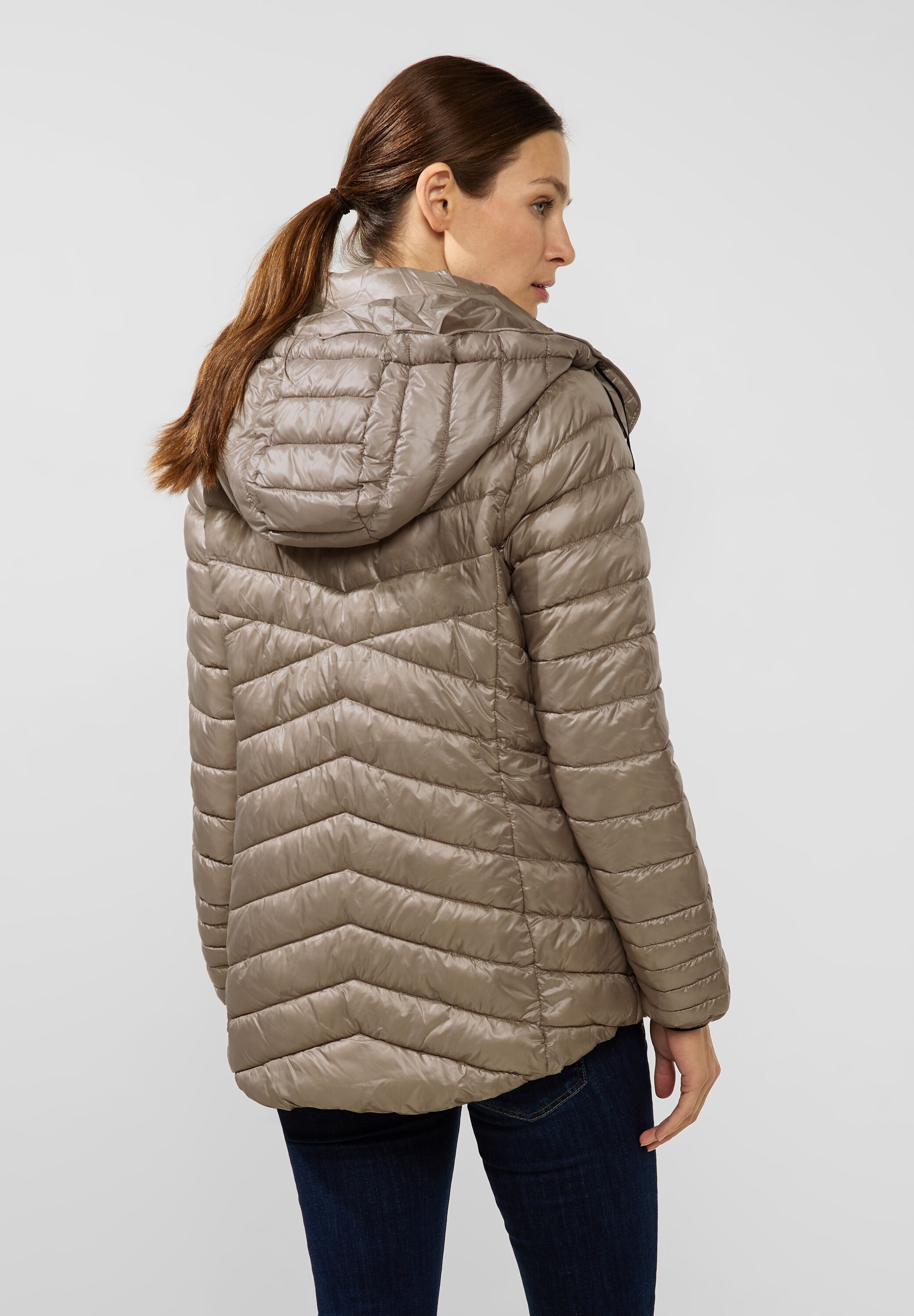 STREET ONE Steppjacke, mit Kapuze, mit abnehmbarer Kapuze