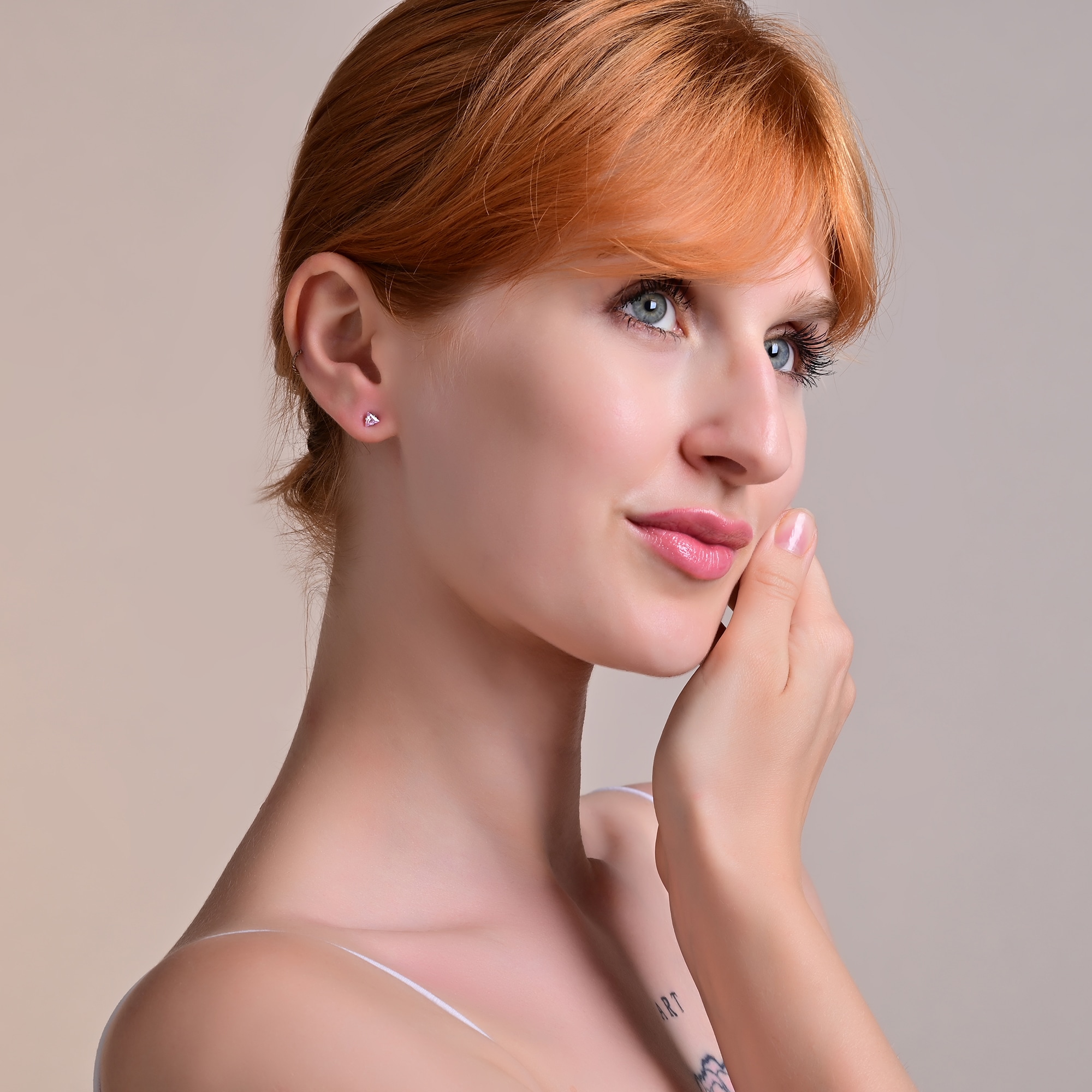 Adelia´s Paar Ohrhänger »Ohrringe – Ohrstecker aus Edelstahl mit Zirkonia« Perfekt als Geschenk zum Valentinstag