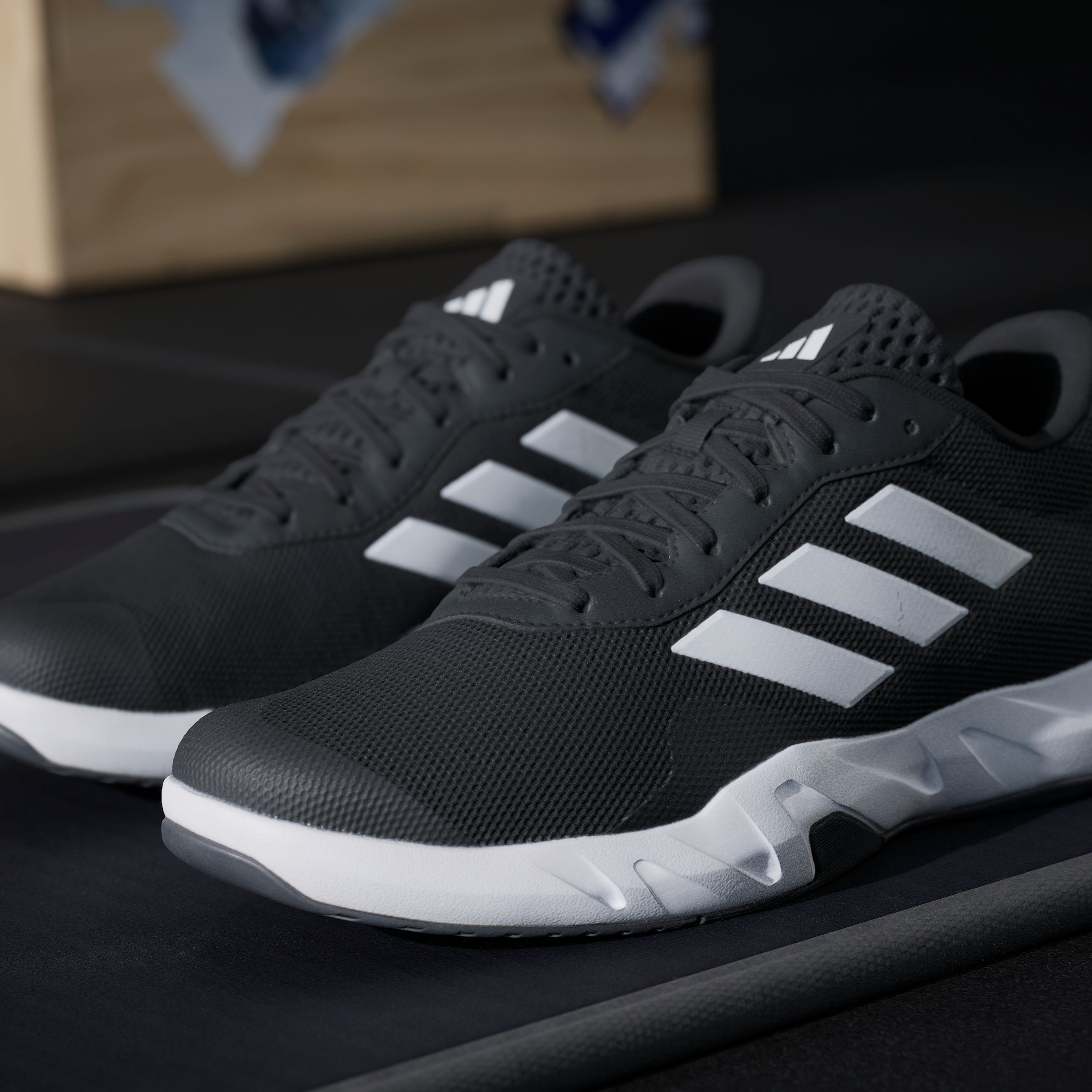 adidas Performance Trainingsschuh »AMPLIMOVE TRAINER«