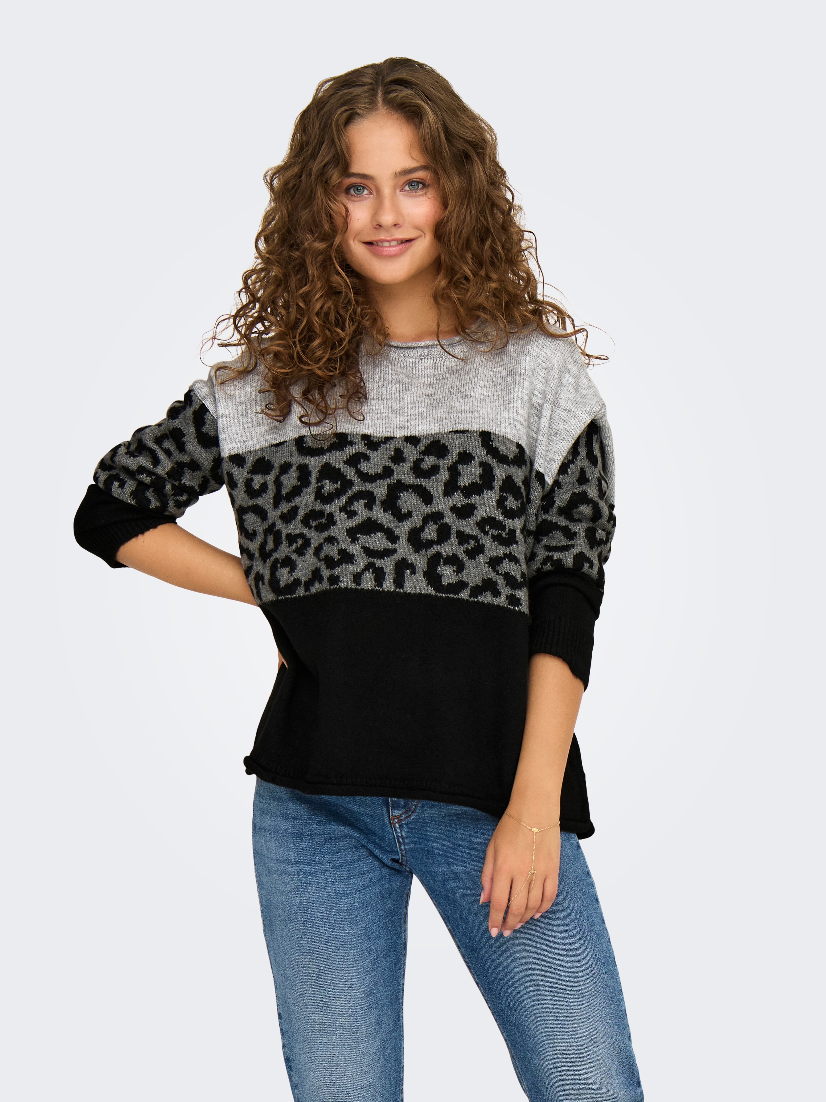 ONLY 1100000002199 "ONLJADE ANIMAL LS O-NECK NOOS KNT" Kunstfaser, regular fit