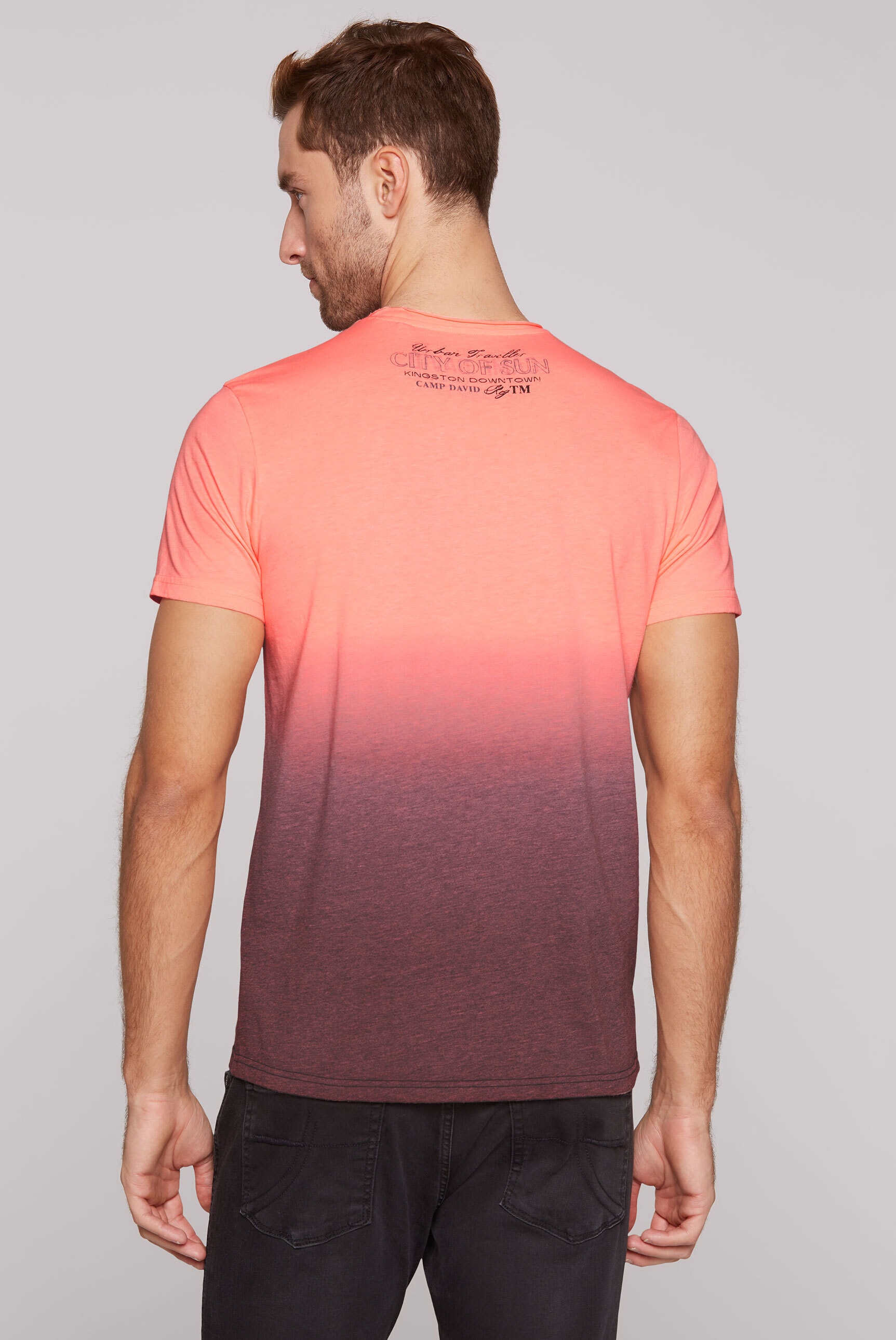 CAMP DAVID Rundhalsshirt, mit offener Kante am Ausschnitt