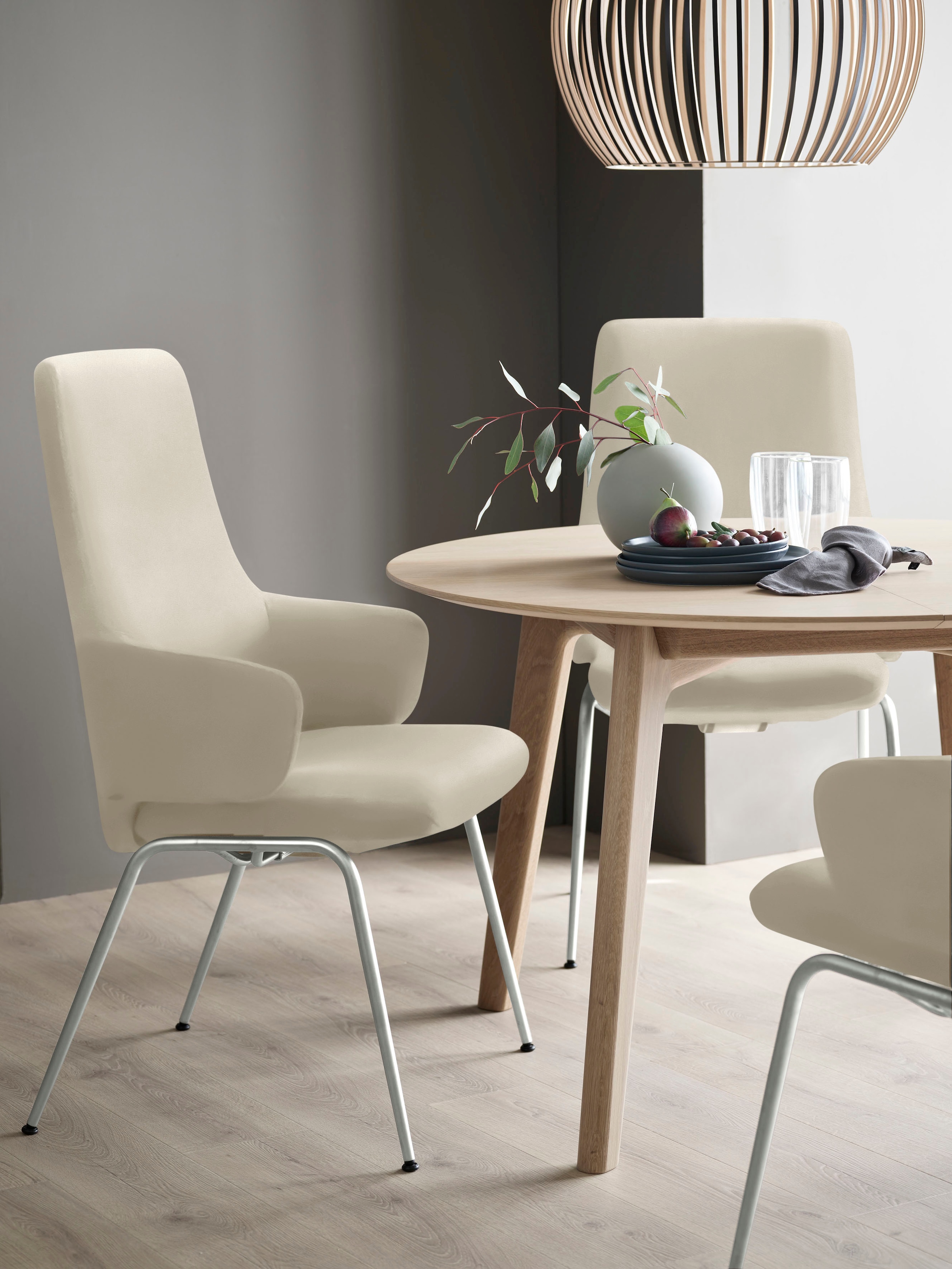 Polsterstuhl STRESSLESS "Laurel", beige (cream batick, chrom matt), B:58cm H:105cm T:60cm, Leder BATICK: BATICK ist ein leicht korrigiertes, durchgefärbtes und genarbtes Möbelleder, bei dem die meisten Unebenheiten und Spuren in der Regel entfernt wurden.
