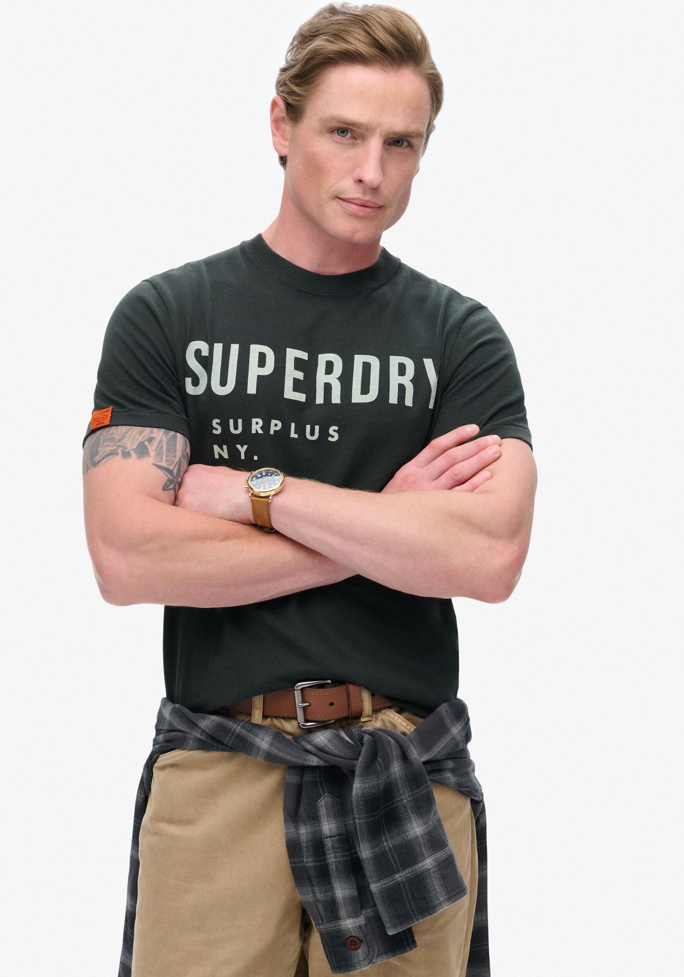 Superdry Rundhalsshirt "SURPLUS GRAPHIC TSHIRT"