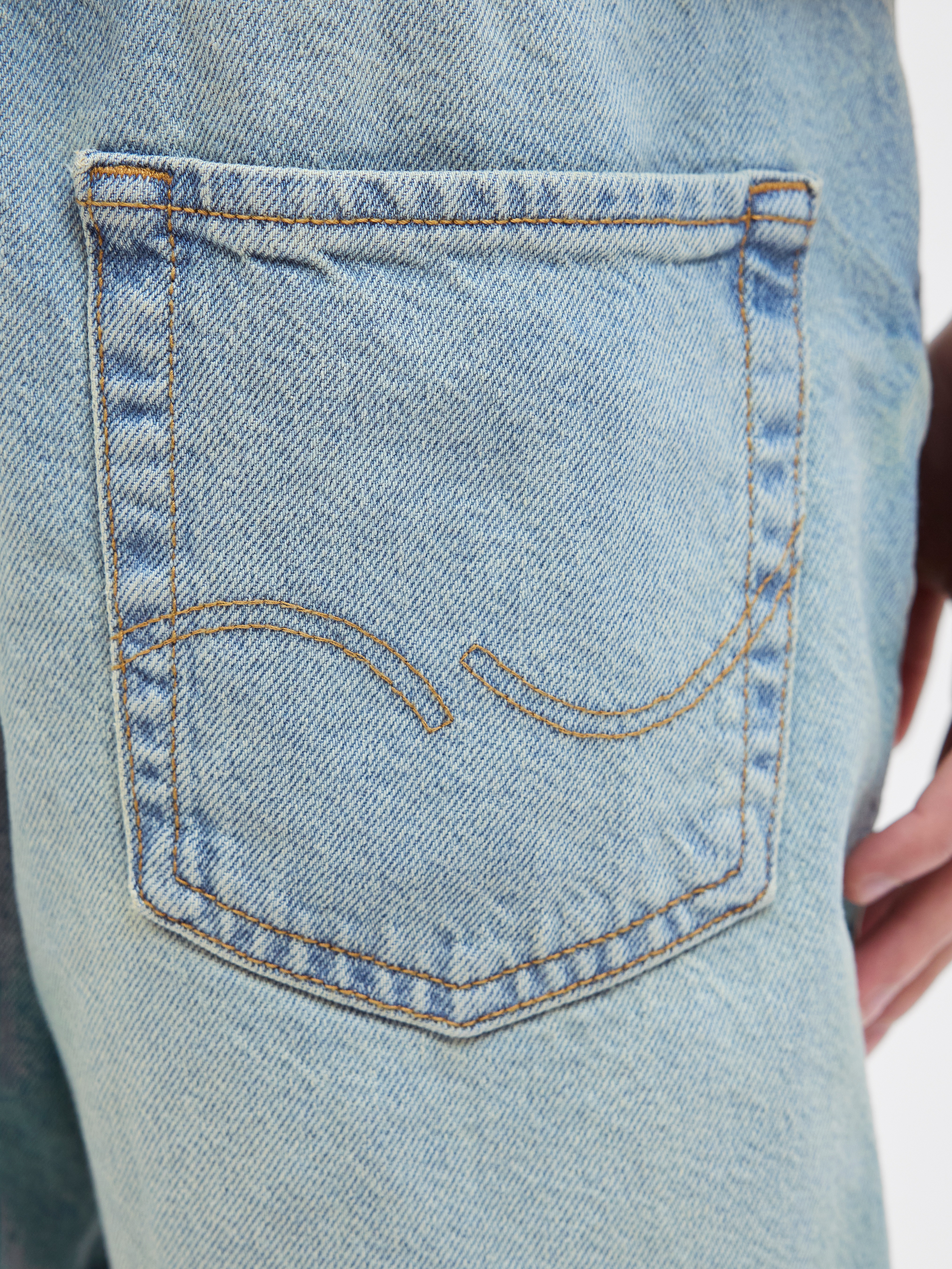 Thumbnail - Jack & Jones Junior Shorts "JJIALEX mit Relaxed Fit und hoher Taille" unifarben, modisch, relaxed fit, Web