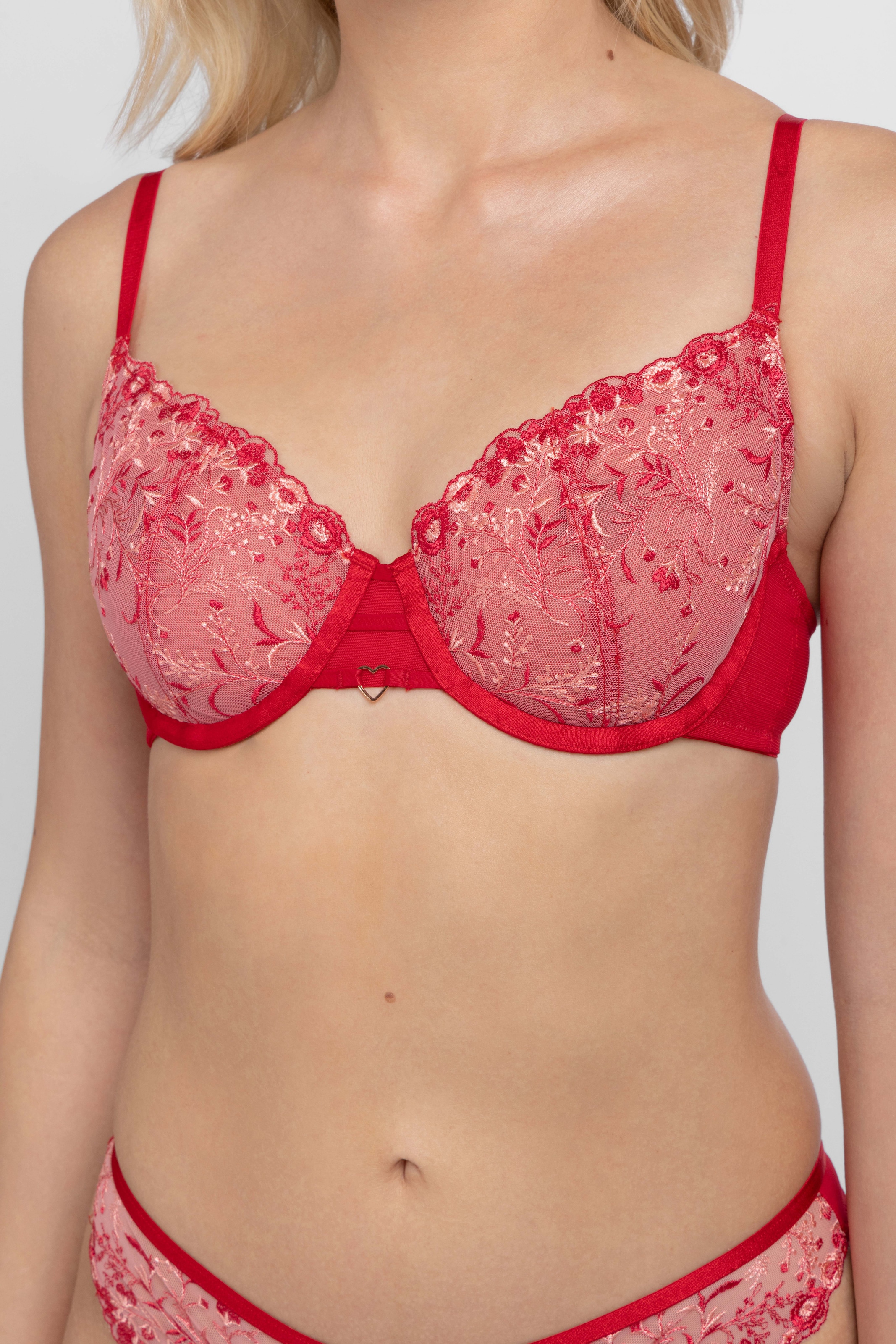 Dorina Bügel-BH "Erin (Valentine)" mit floraler Stickerei