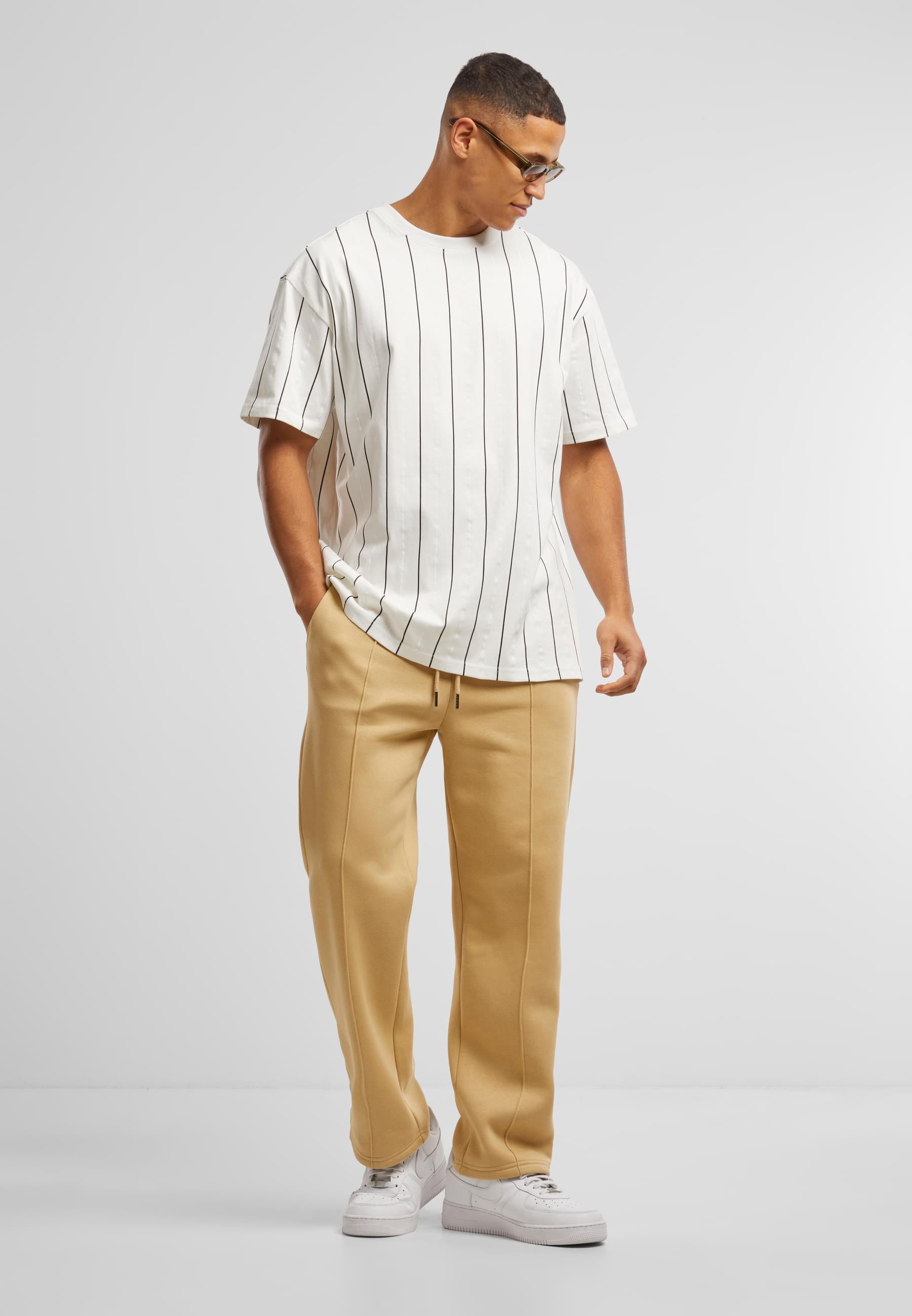 URBAN CLASSICS T-Shirt »Urban Classics Printed Pinstripe Tee«, (1 tlg.)