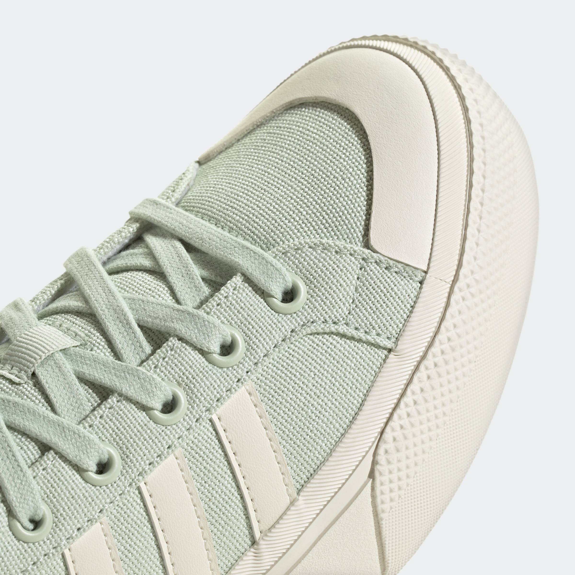 adidas Sportswear Sneaker »BRAVADA 2.0 PLATFORM«, Design auf den Spuren des adidas Nizza