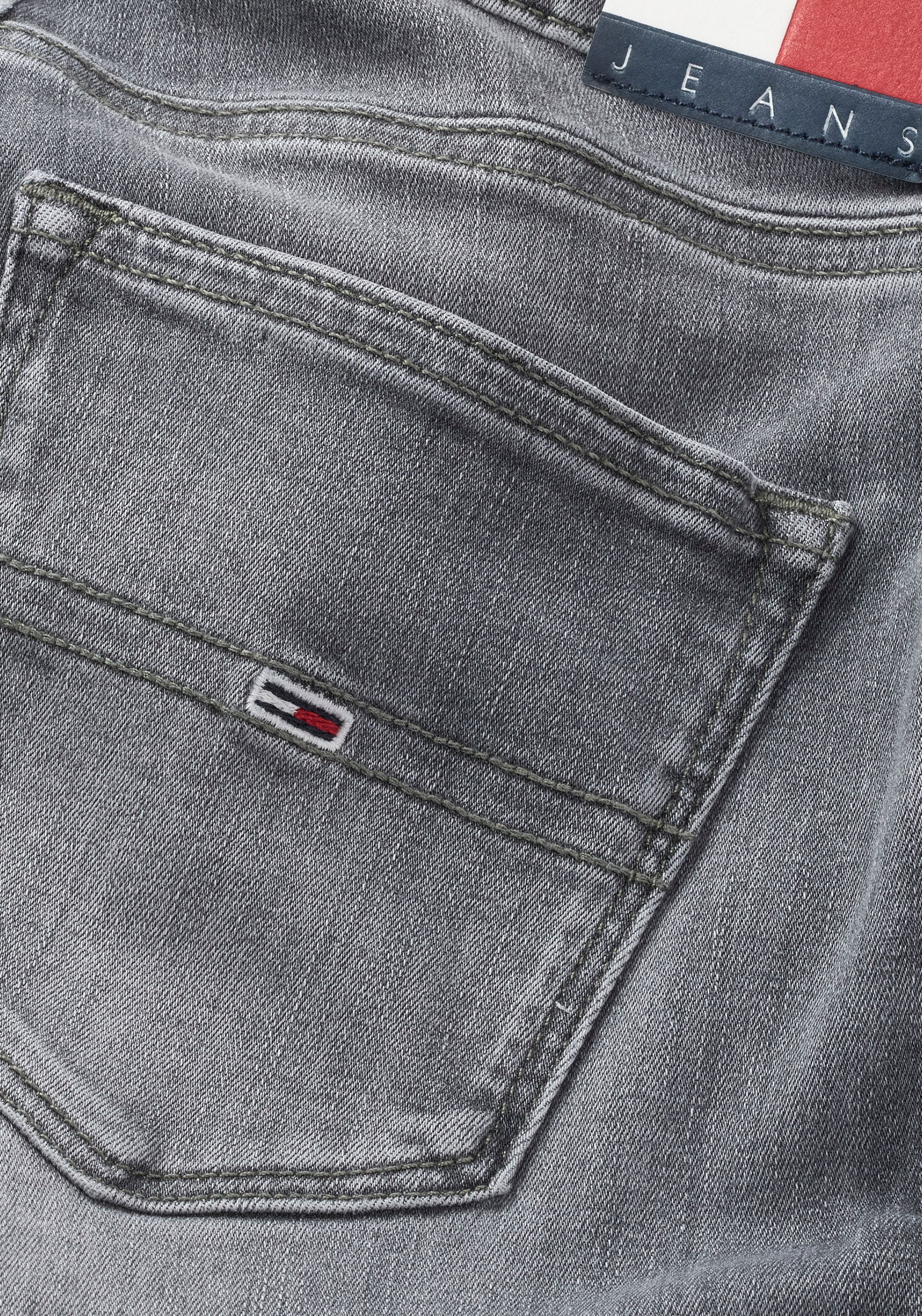 Tommy Jeans Skinny-fit-Jeans »Nora Mid Rise Skinny Fit«, mit Waschung, Logo-Badge