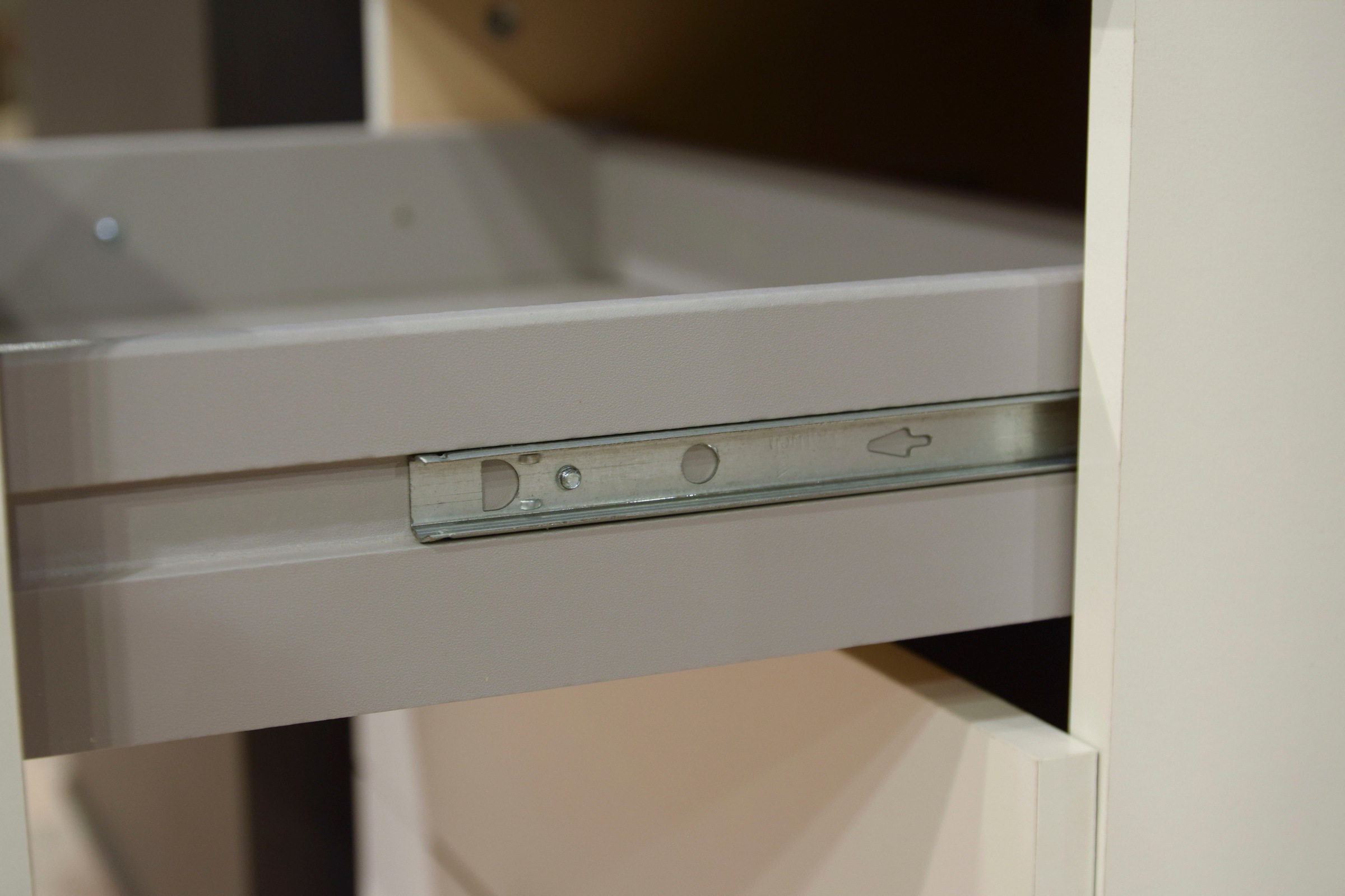 Wimex Highboard »Bahamas, inkl. 2 Schubladen in Absatzdekor, Breite: 122cm« Passend zur Jugendzimmer-Serie Bahamas